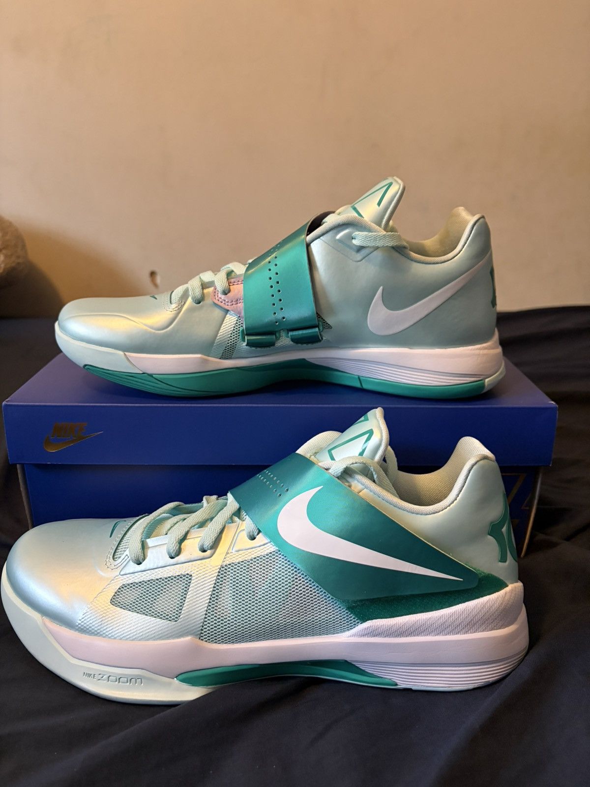 Nike KD 4 Easter 2025 Size US 11 / EU 44 - 4 Thumbnail