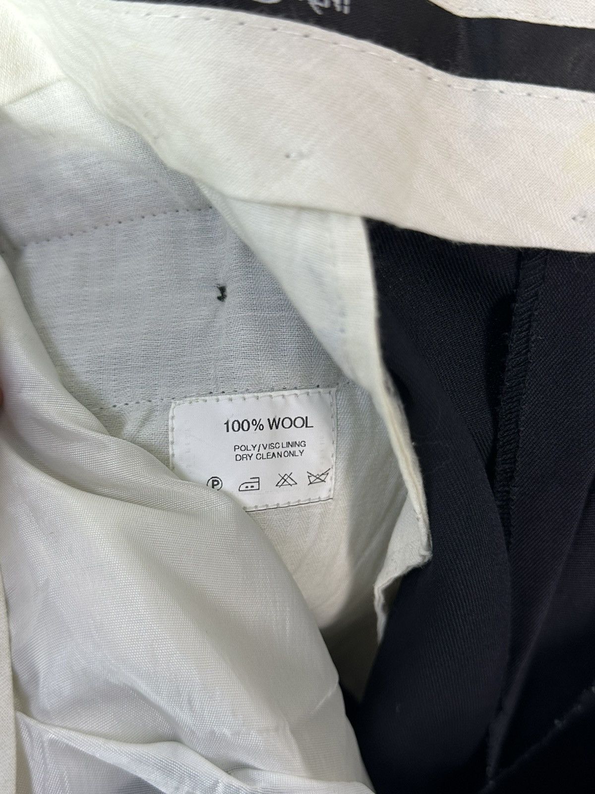 Yves Saint Laurent YSL Yves Saint Laurent Vintage 90s Wool Navy Suit Trousers Size US 36 / EU 52 - 7 Thumbnail