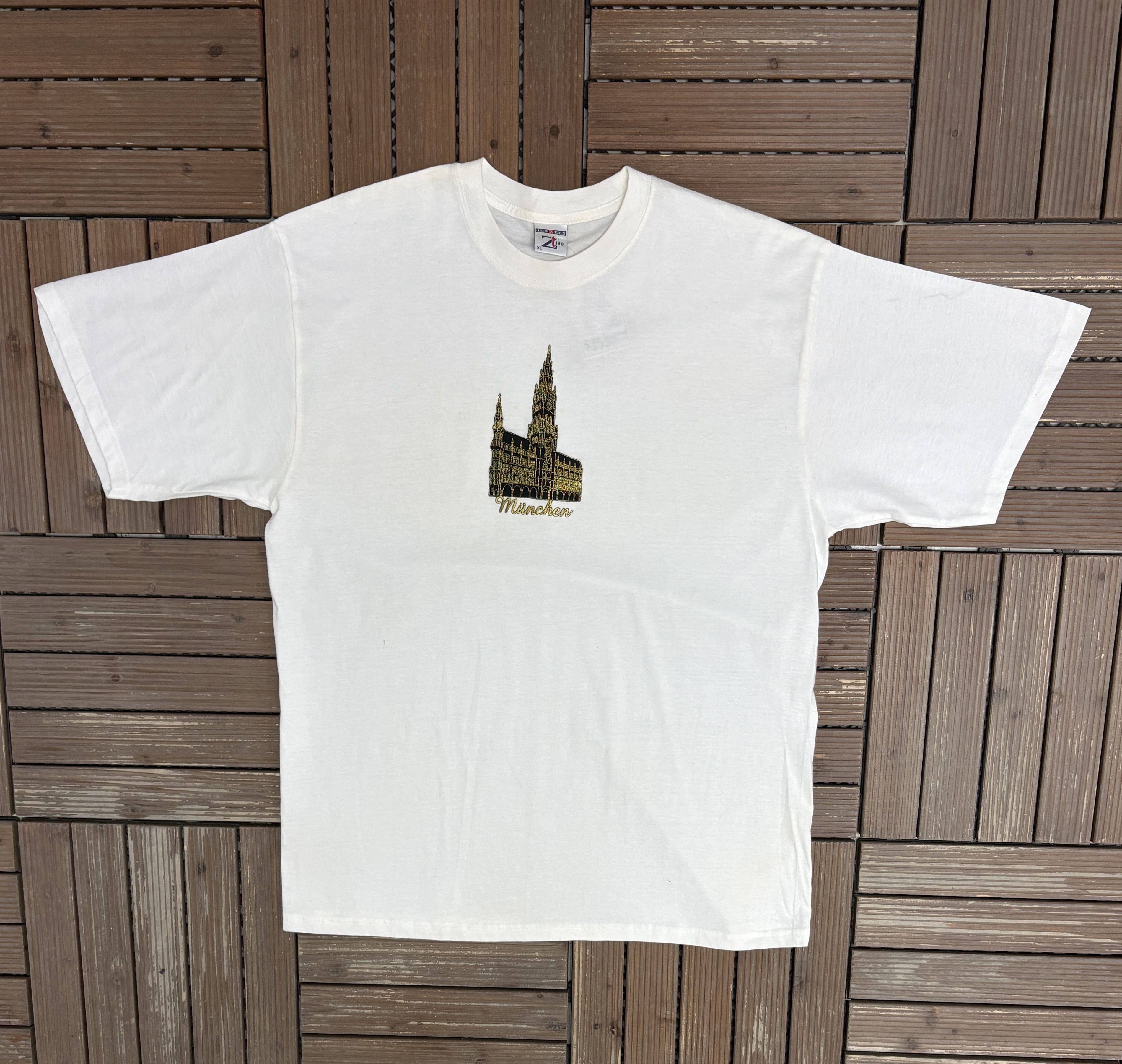Vintage Munchen Neues Rathaus Vintage White T-Shirt Tee Size US XL / EU 56 / 4 - 1 Thumbnail