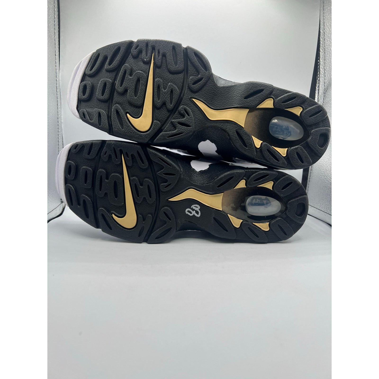 Nike Nike Air DT Max ‘96 “Colorado Away- White Black” size 10 men Size US 10 / EU 43 - 5 Thumbnail