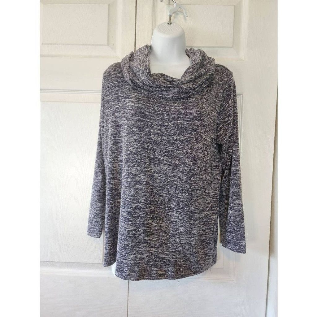 Other Eddie Bauer Fuzzy Gray Sweater Size L / US 10 / IT 46 - 1 Thumbnail