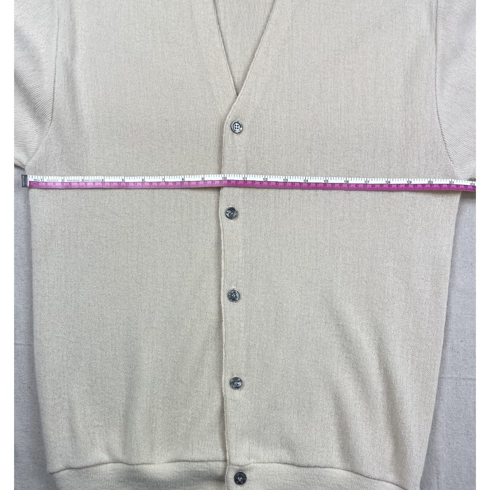 Vintage VINTAGE The Fox Cardigan Mens Cream White Ivory 70s L Acrylic Long Sleeve USA Made Casual Men Adult Large Size US L / EU 52-54 / 3 - 4 Thumbnail