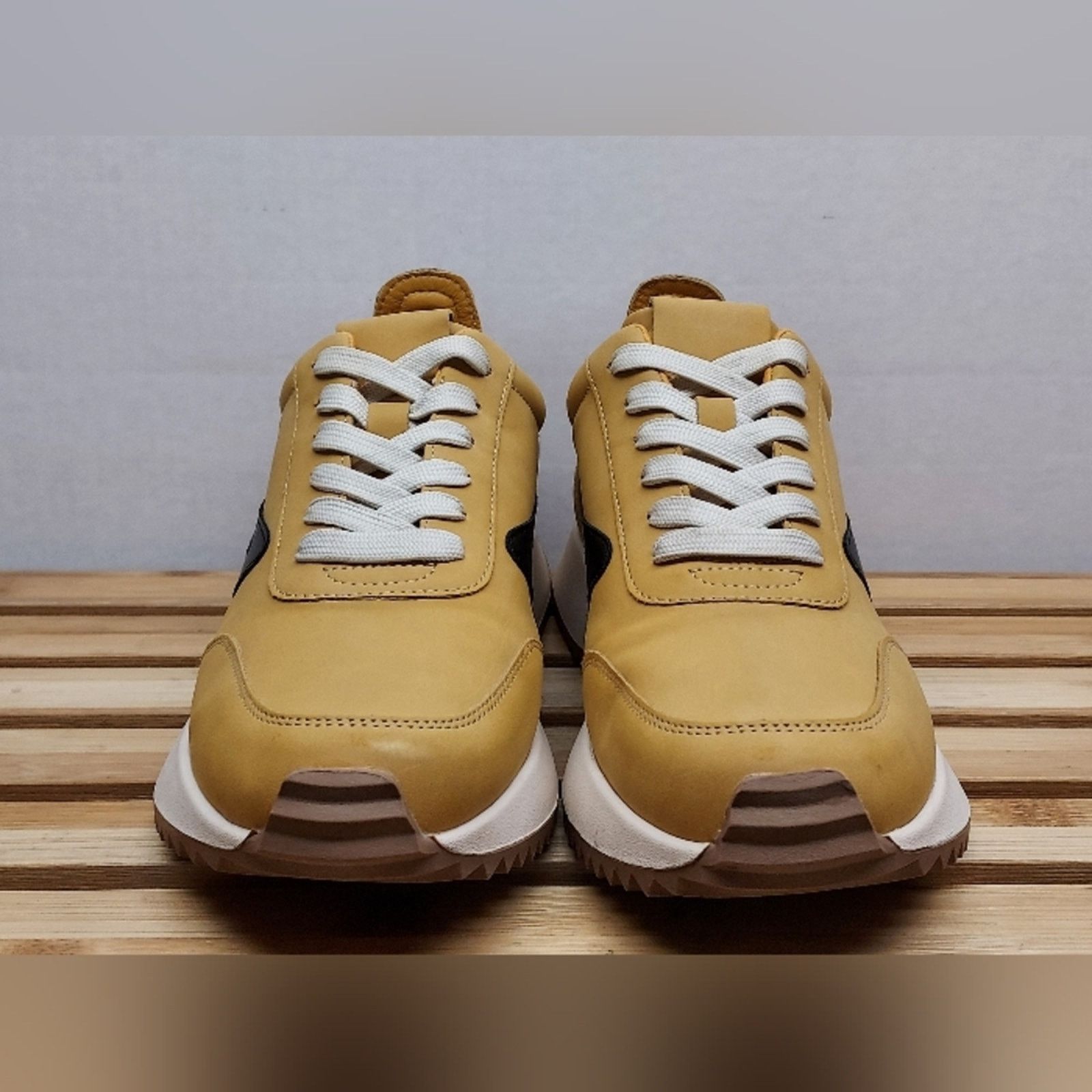 Dolce Vita Dolce Vita Womens Yellow Platform Sneaker Shoes Size 9 Size US 9 / IT 39 - 5 Thumbnail