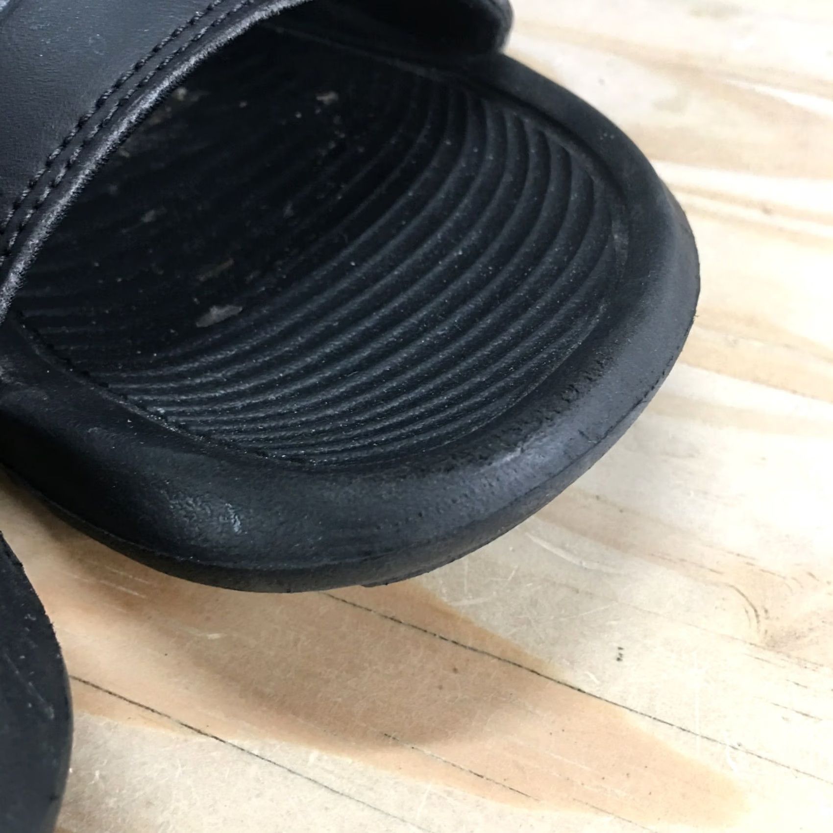 Nike Nike Sandal Mens 7 Black Victori One Slide Slip On Comfort Casual CN9675-003 Size US 7 / EU 40 - 4 Thumbnail