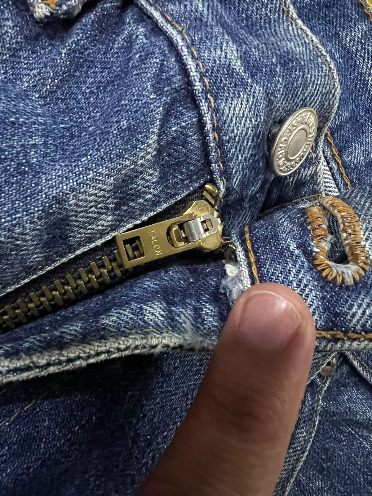 Levi's Vintage Levi’s 502xx Selvedge Faded Jean Size US 28 / EU 44 - 12 Thumbnail