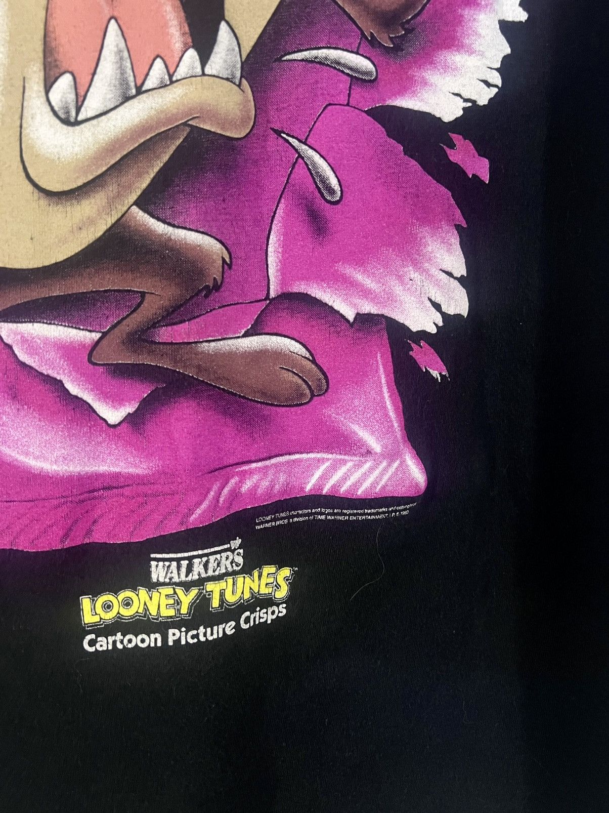 Other Vintage 90s Looney Tunes Taz “Who’s in Your Next Bag?” Tee Size US M / EU 48-50 / 2 - 4 Thumbnail