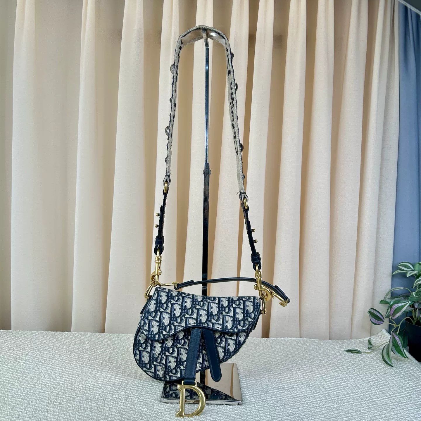 Dior Pre-loved Bag Very good condition Size ONE SIZE - 1 Thumbnail