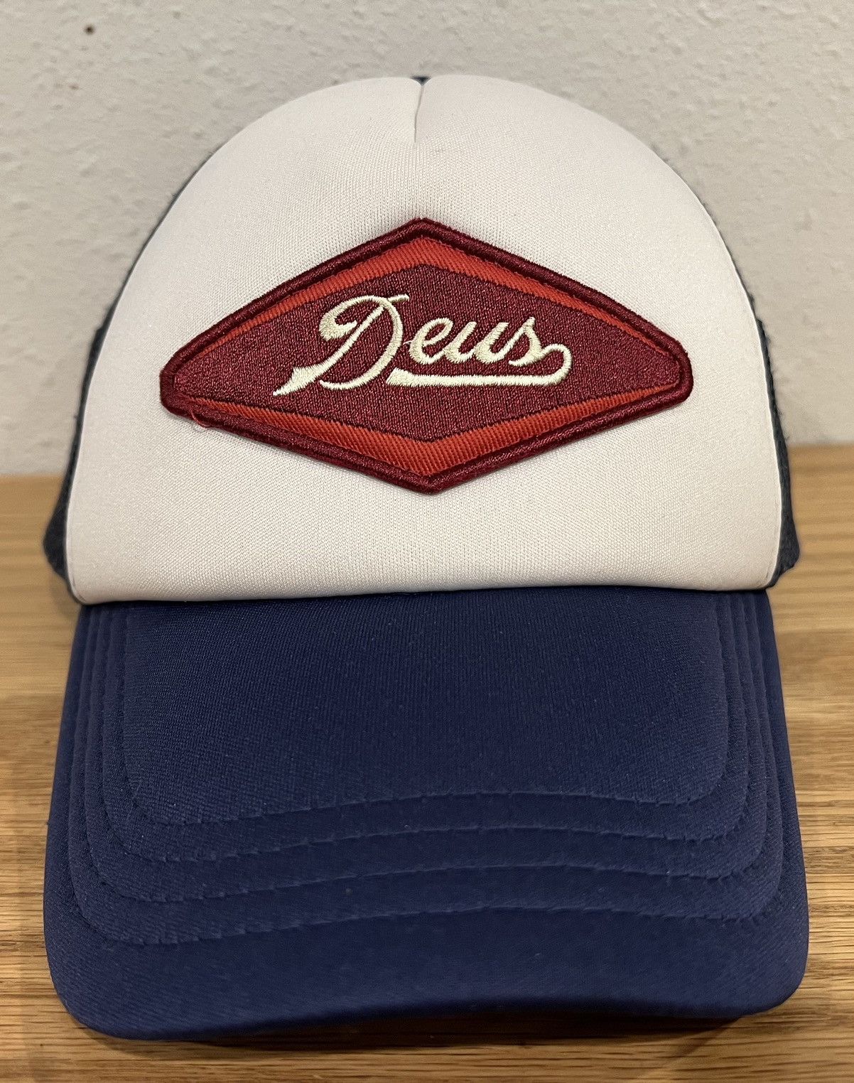 Deus Ex Machina Deus Ex Machina Diamond Trucker Hat Size ONE SIZE - 1 Thumbnail