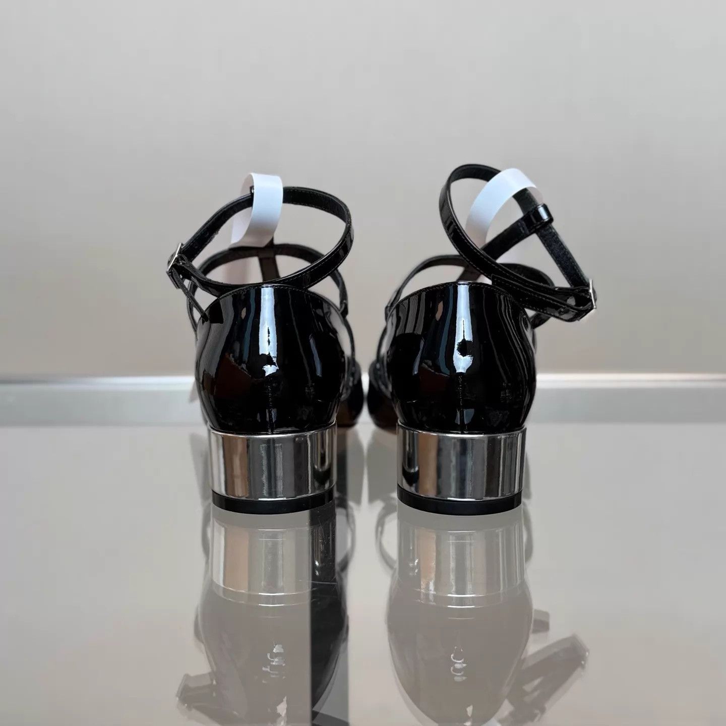 Dior DIOR Women's Black Patent Leather Block Heel Roman Sandals Size US 5.5 / IT 35.5 - 4 Thumbnail