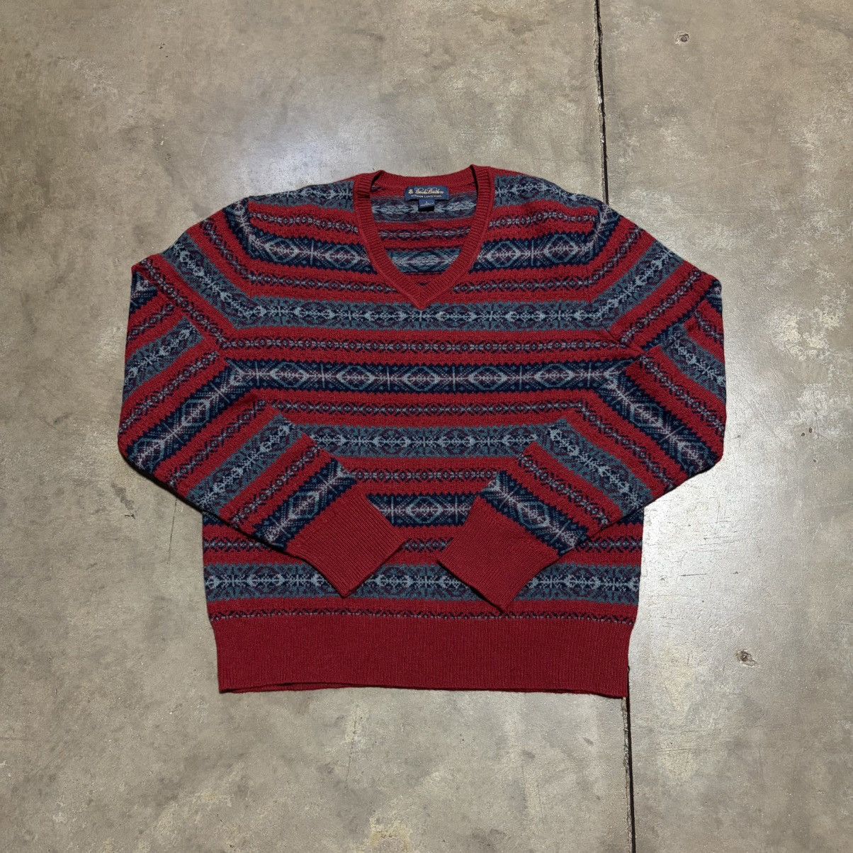 Brooks Brothers Brooks Brothers Scottish Lambswool Sweater Fair Isle V Neck Size US L / EU 52-54 / 3 - 6 Thumbnail