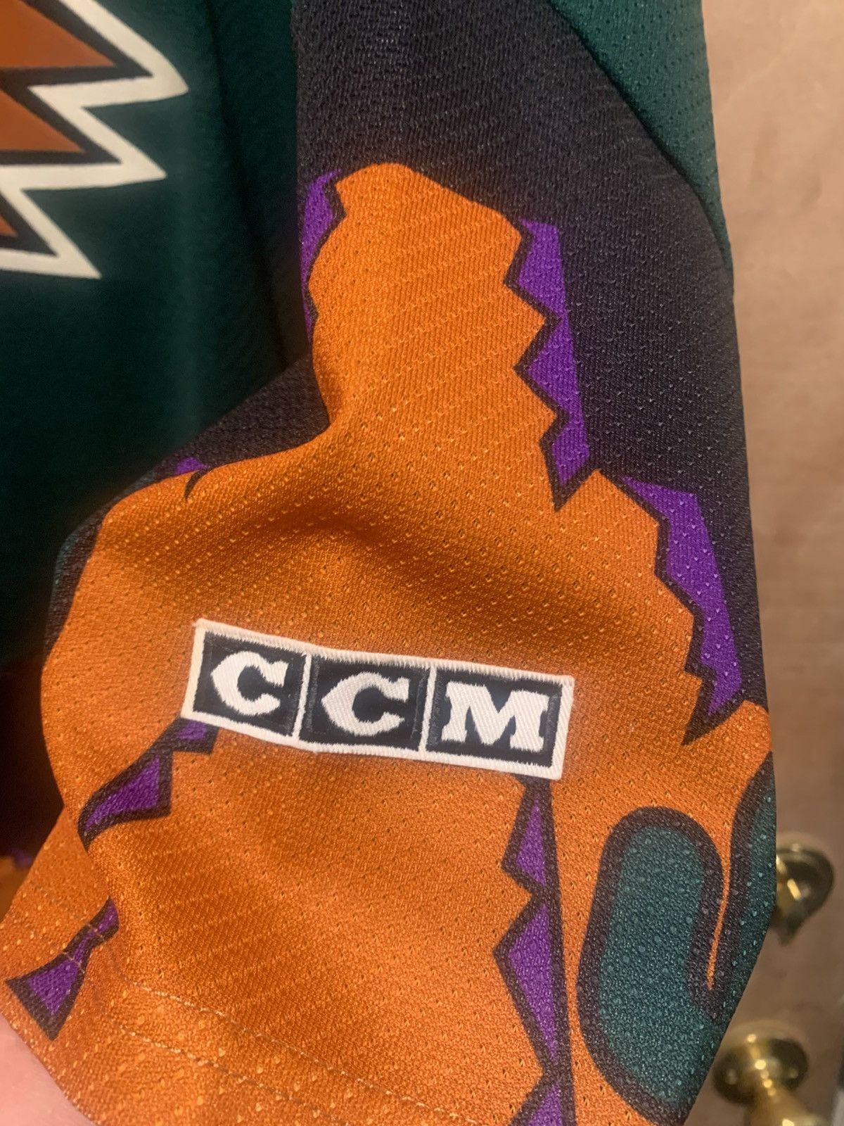 Ccm PHOENIX CAYOTES CCM JERSEY Size US XL / EU 56 / 4 - 2 Thumbnail