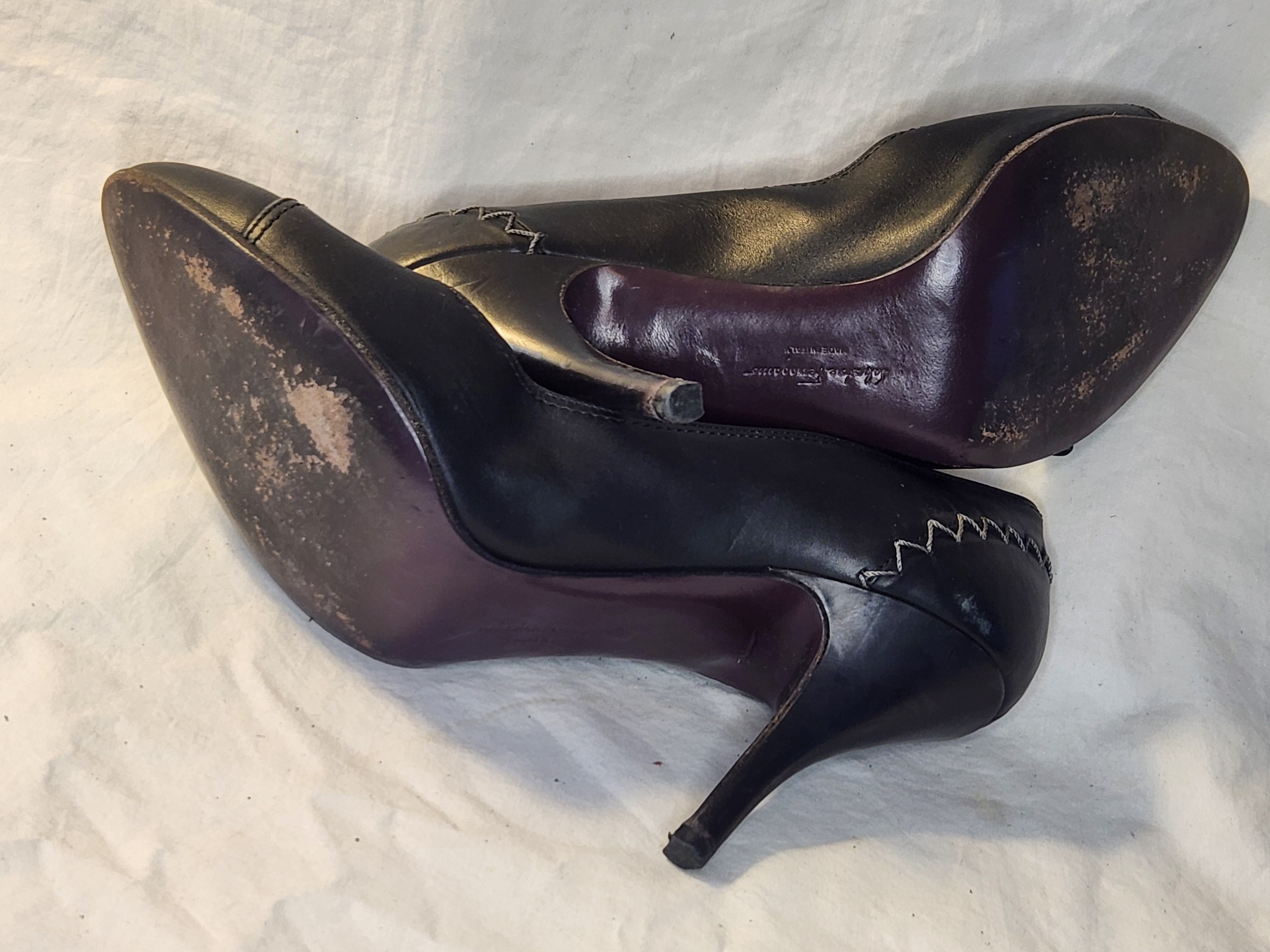 Salvatore Ferragamo CLASSIC PUMP BUCKLE VARA Size US 9.5 / IT 39.5 - 10 Thumbnail