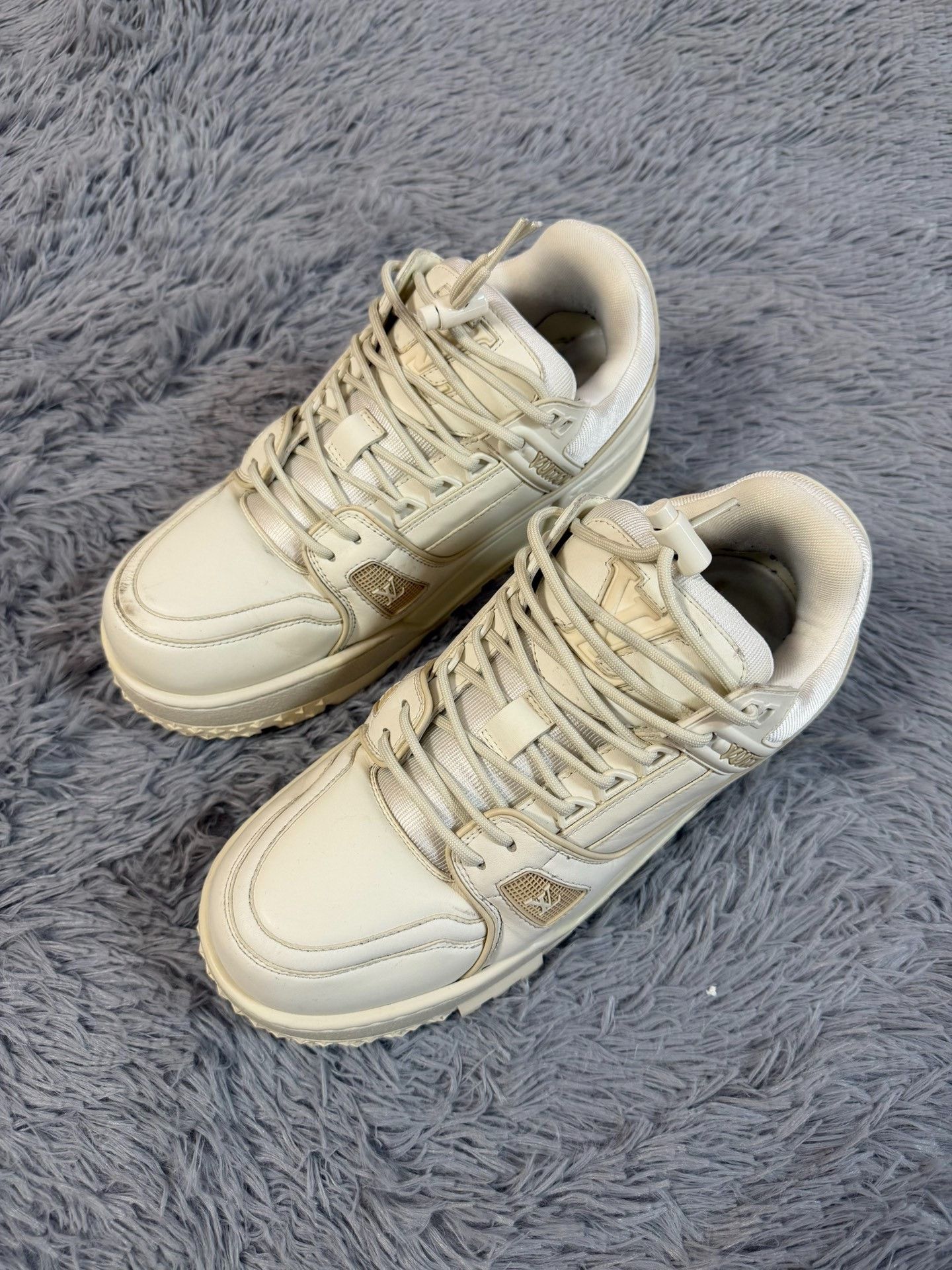 Louis Vuitton Louis Vuitton Training White Lowtop Sneakers 41 Men Size US 8.5 / EU 41-42 - 1 Thumbnail