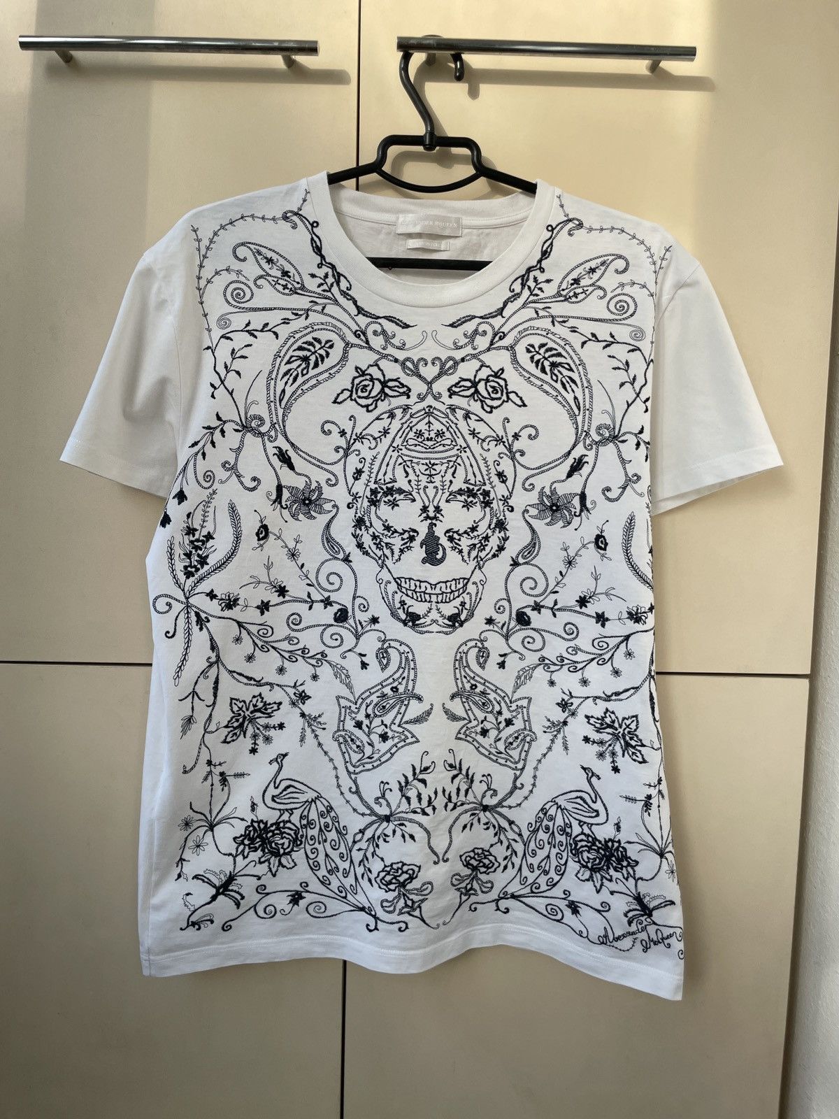 Alexander Mcqueen Embroidered Skull white T shirt