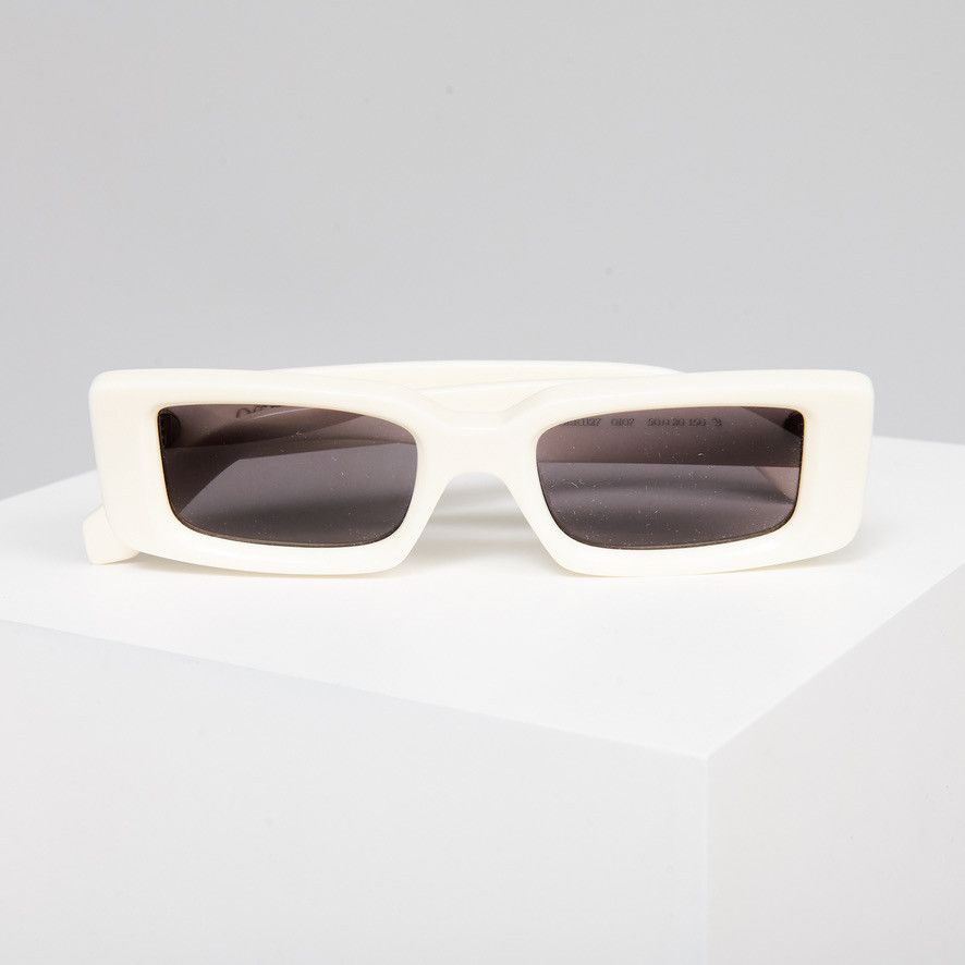 Off-White OFF WHITE ARTHUR WHITE DARK GREY SUNGLASSES Size ONE SIZE - 7 Thumbnail