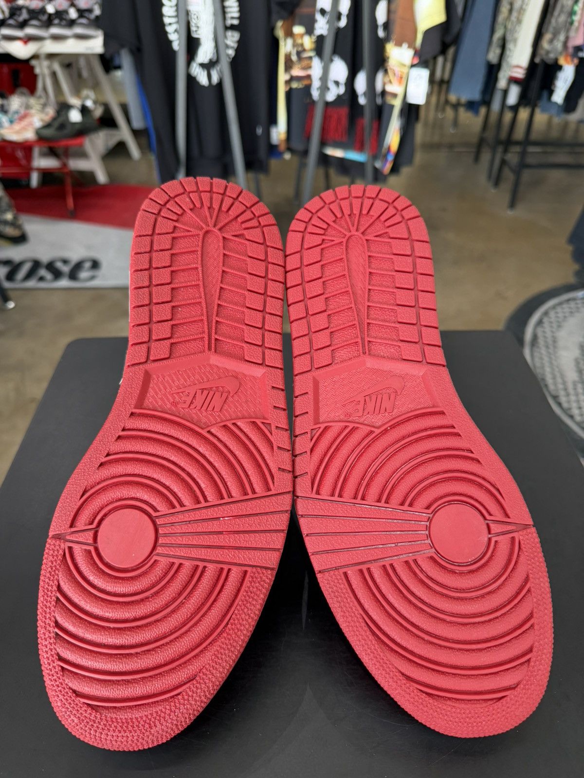 Jordan Brand Air Jordan 1 Chicago Size 9 (2013) Size US 9 / EU 42 - 9 Thumbnail