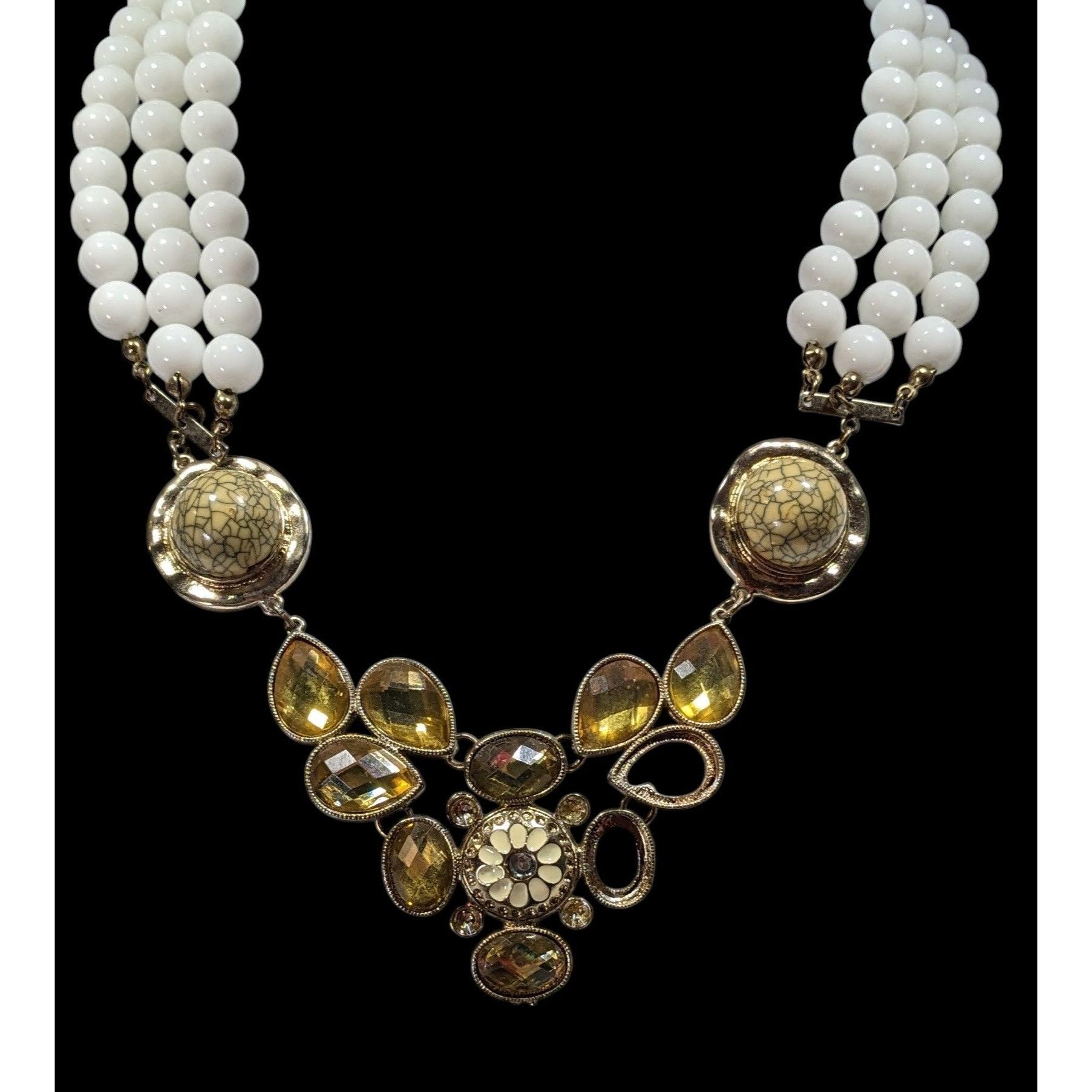 Other Vintage Floral Yellow And White Beaded Statement Necklace Size ONE SIZE - 5 Thumbnail