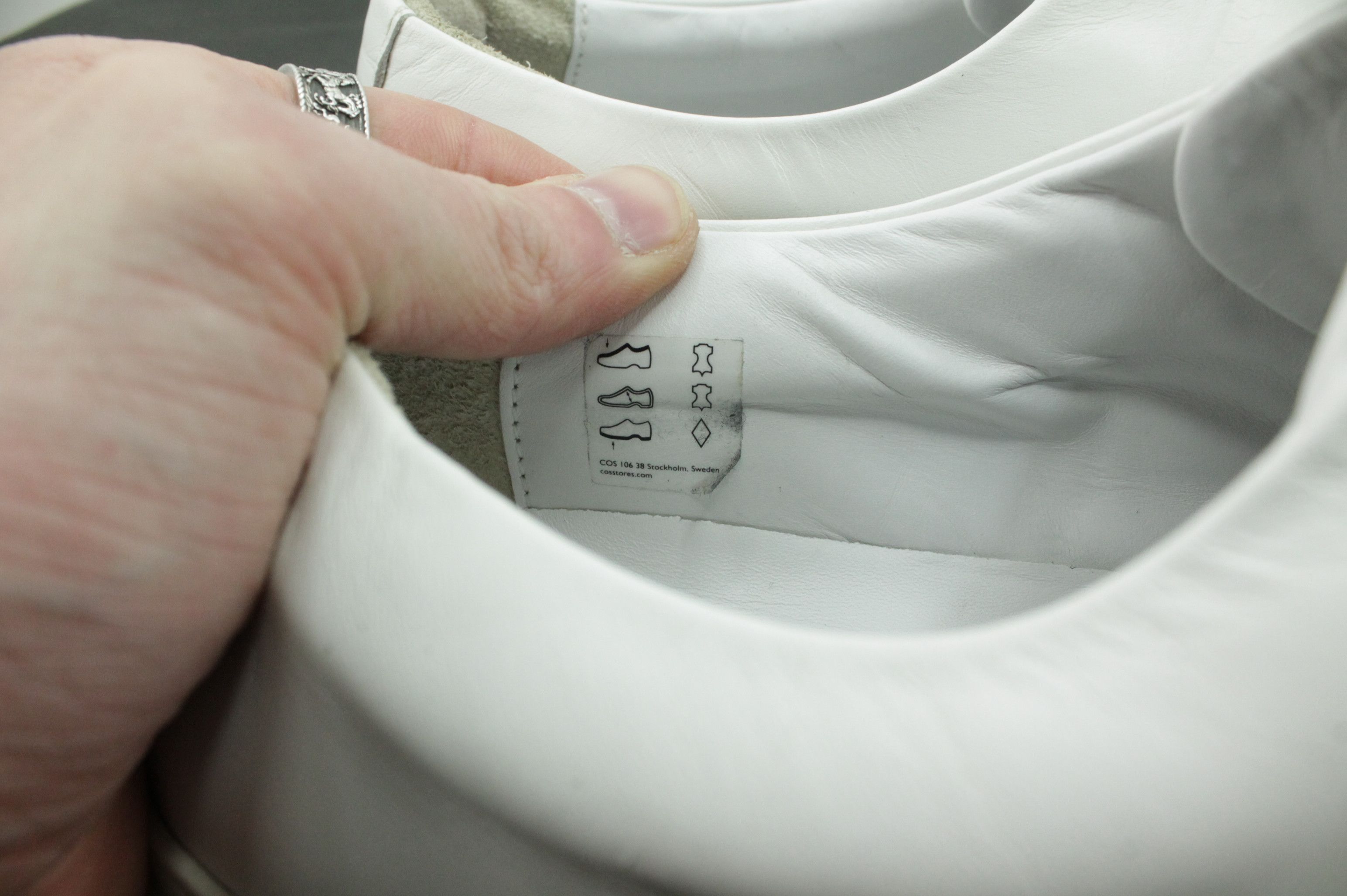 Cos COS Wrap-Over Leather Sneakers White Men's Size US 10 / EU 43 - 11 Thumbnail