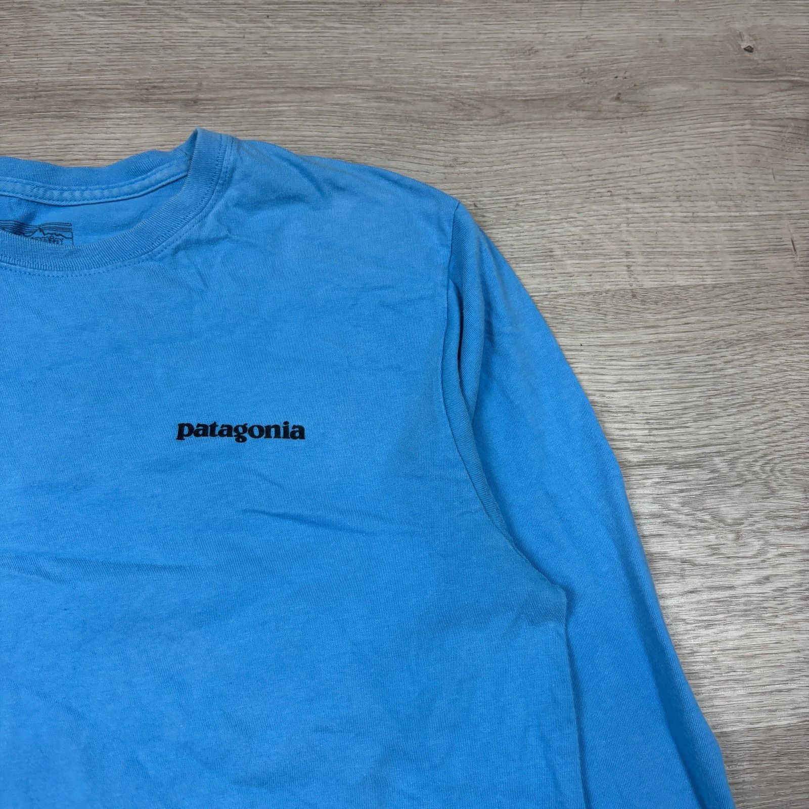 Patagonia Patagonia P-6 Logo Long Sleeve Regular Fit T Shirt Men's S Size US S / EU 44-46 / 1 - 4 Thumbnail
