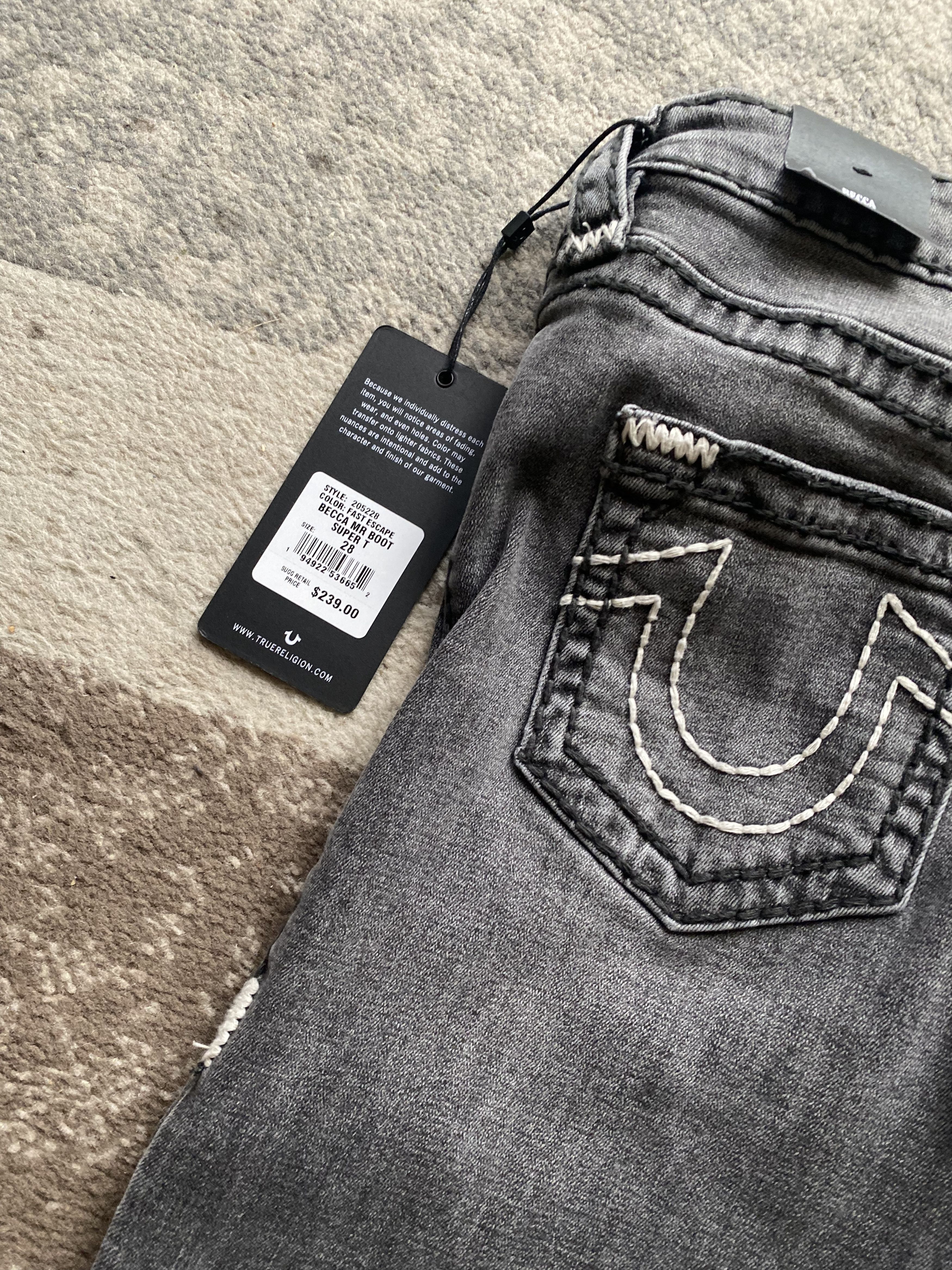 True Religion Becca Mid Rise bootcut ($📦 on depop) Size 28" / US 6 / IT 42 - 2 Thumbnail
