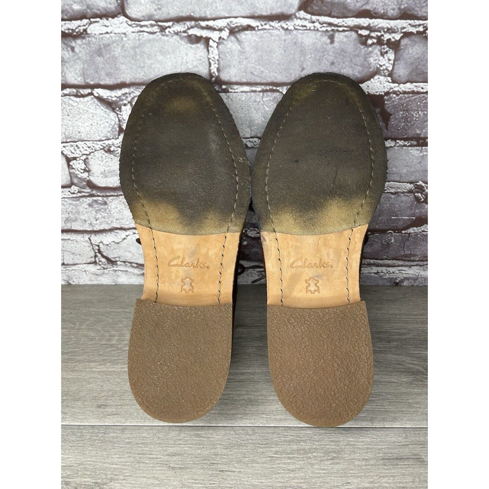 Clarks Clarks Brown Leather Oxfords Lace Up Gum Soles Shoes Men Sz Size US 9.5 / EU 42-43 - 7 Thumbnail