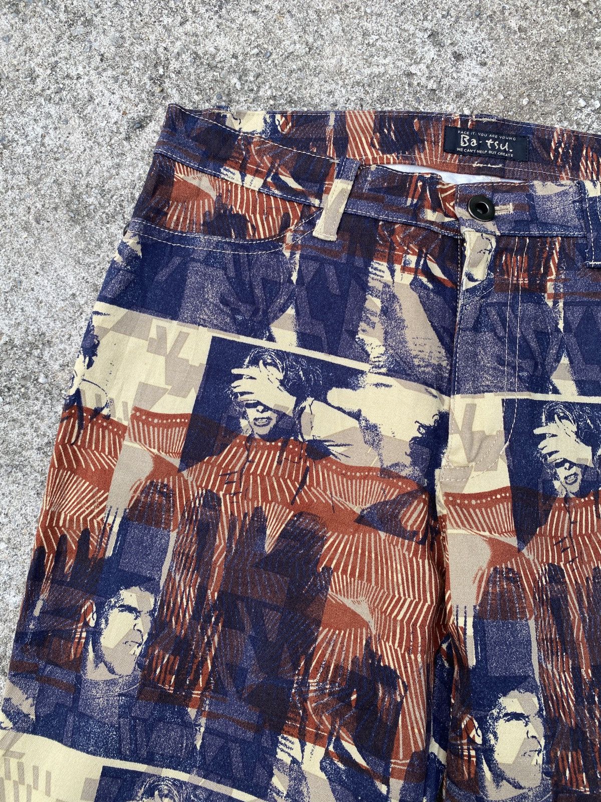 Hysteric Glamour × Japanese Brand × Jean Paul Gaultier Bat - su Japan Overprint Strechable Released Leg Pant Size US 29 - 8 Thumbnail