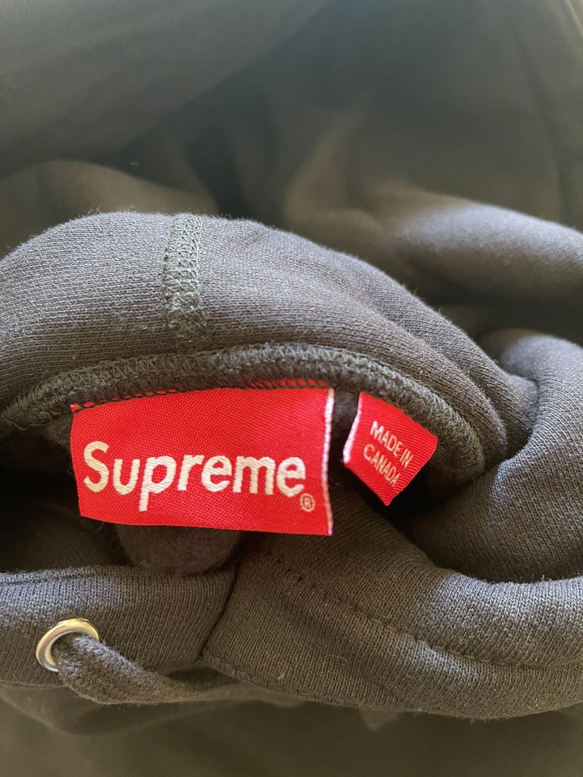 Supreme Supreme fw16 black on black hooded sweatshirt hoodie Size US M / EU 48-50 / 2 - 4 Thumbnail