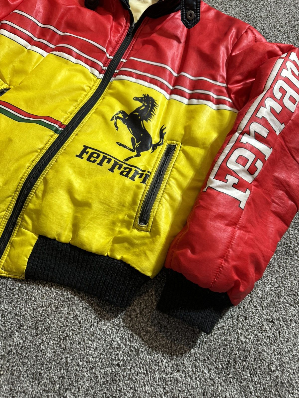 Vintage 🤯 FERRARI ISSUED RARE ⛽️ Size US L / EU 52-54 / 3 - 1 Thumbnail