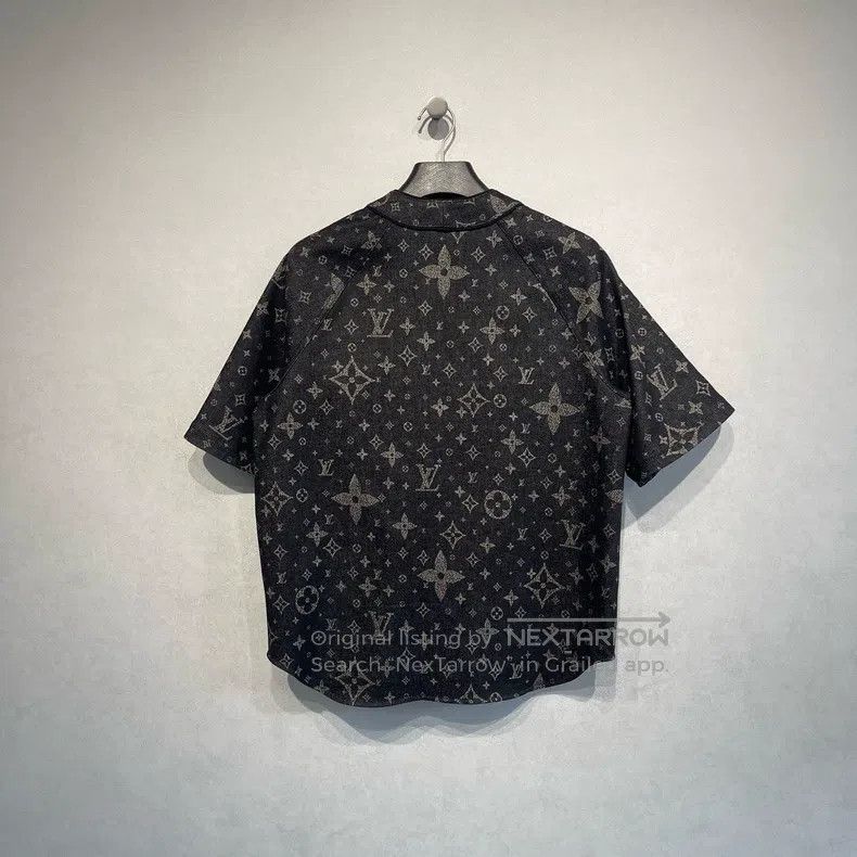 Louis Vuitton Louis Vuitton Three-flower logo full-printed short-sleeve Size US L / EU 52-54 / 3 - 2 Thumbnail
