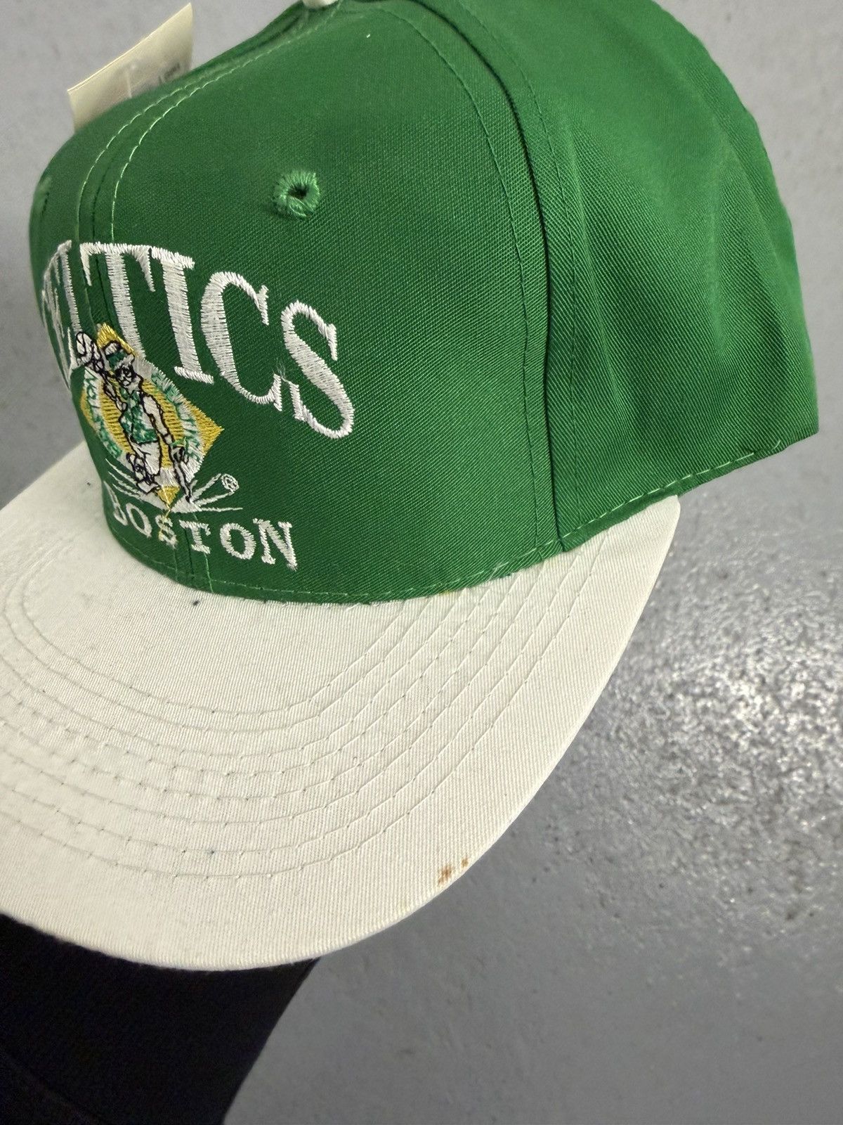NBA Vintage 90s Boston Celtics Dead Stock Cap Size ONE SIZE - 8 Thumbnail