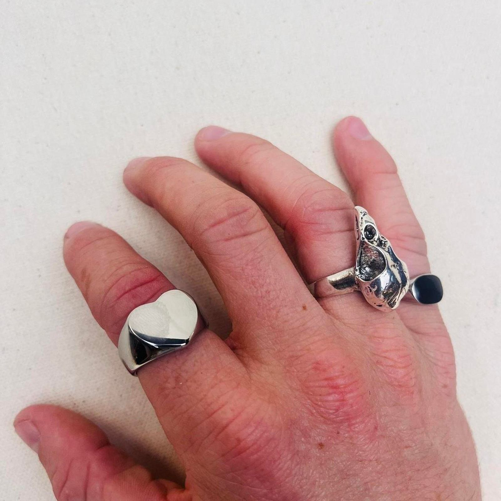 Vintage Y2k 2000s vintage simple style black & silver ring Size ONE SIZE - 3 Thumbnail