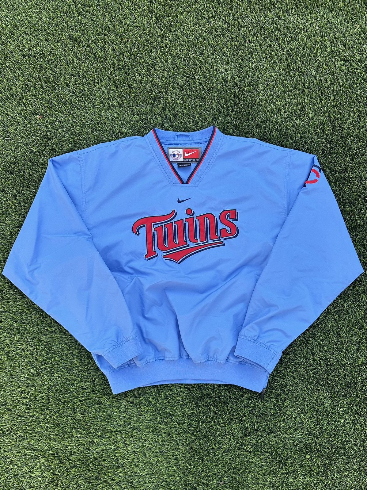 Nike Vintage y2k Nike blue center swoosh Minnesota Twins pullover Size US S / EU 44-46 / 1 - 1 Thumbnail