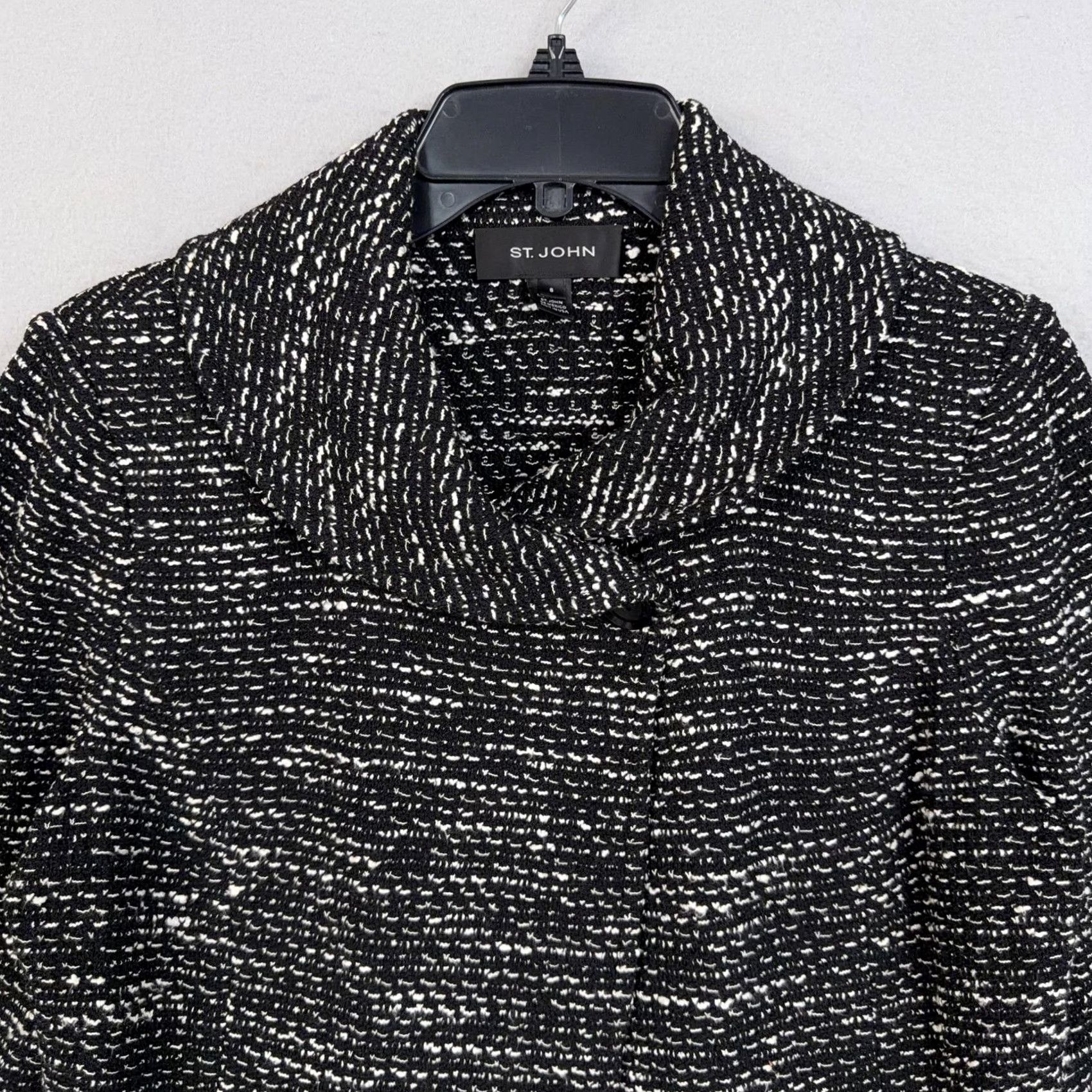 St. John St. John Blazer Womens 8 Black White Knit Shawl Collar Button Short Wool Blend Jacket Sweater Size M / US 6-8 / IT 42-44 - 2 Thumbnail