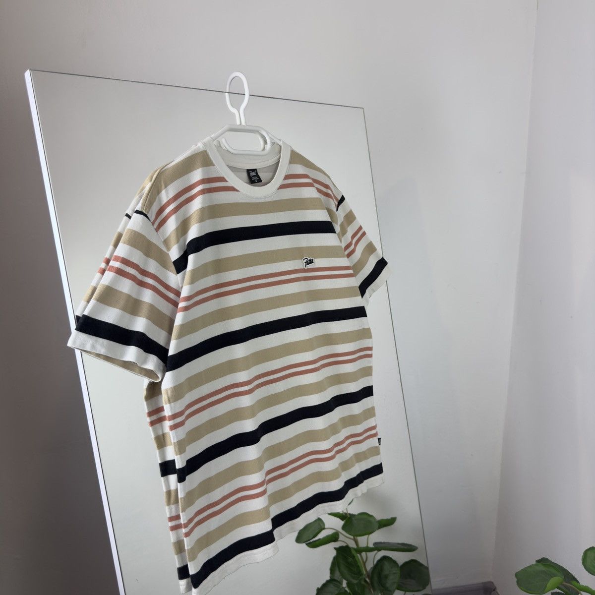 Patta Patty Boxy Fit T-shirt Rare Striped Mini Logo Y2k Style Size US M / EU 48-50 / 2 - 2 Thumbnail
