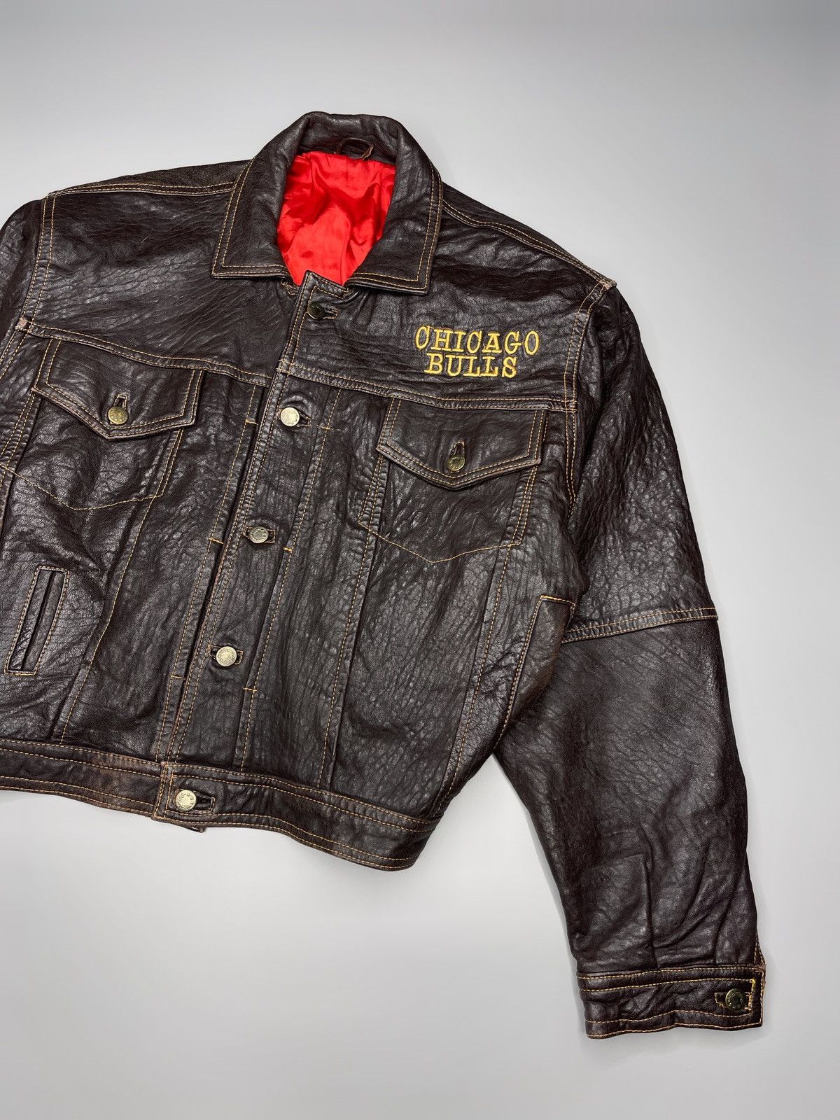 NBA × Vintage Vintage 90’s Chicago Bulls Leather Jacket RARE Size US S / EU 44-46 / 1 - 3 Thumbnail