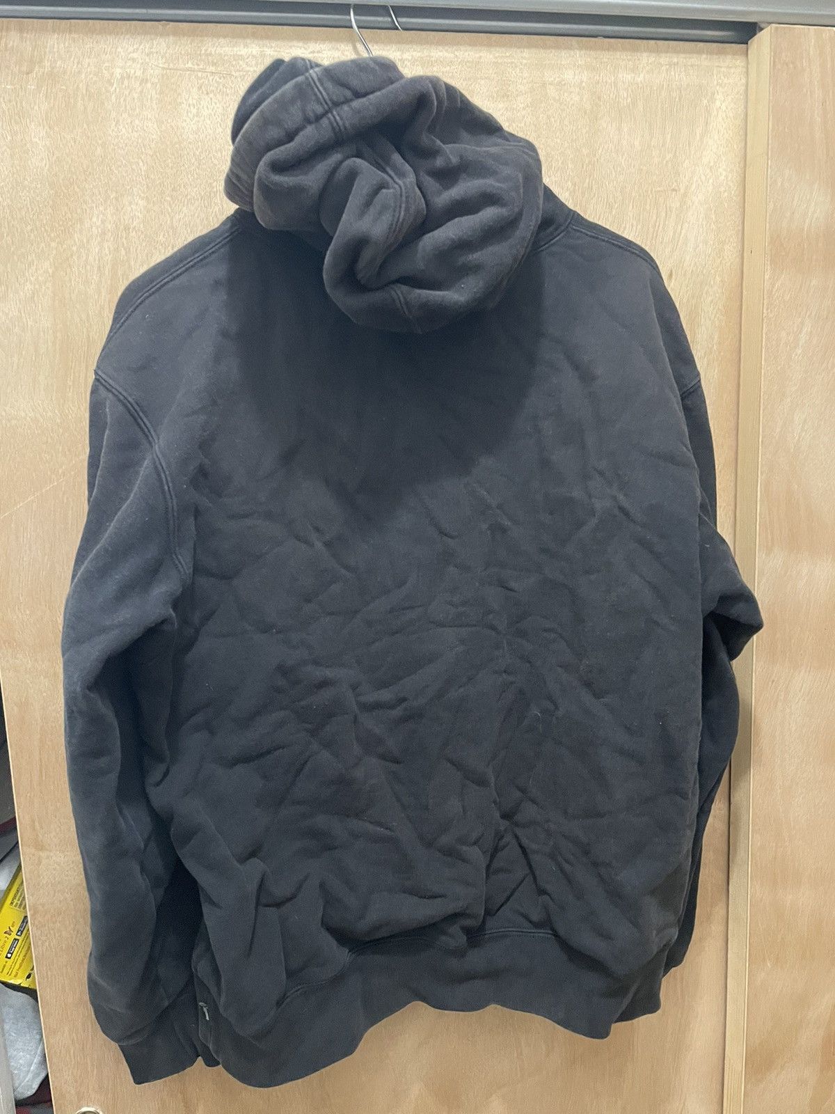 Supreme Supreme vampire hoodie size medium good condition no flaws Size US M / EU 48-50 / 2 - 6 Thumbnail