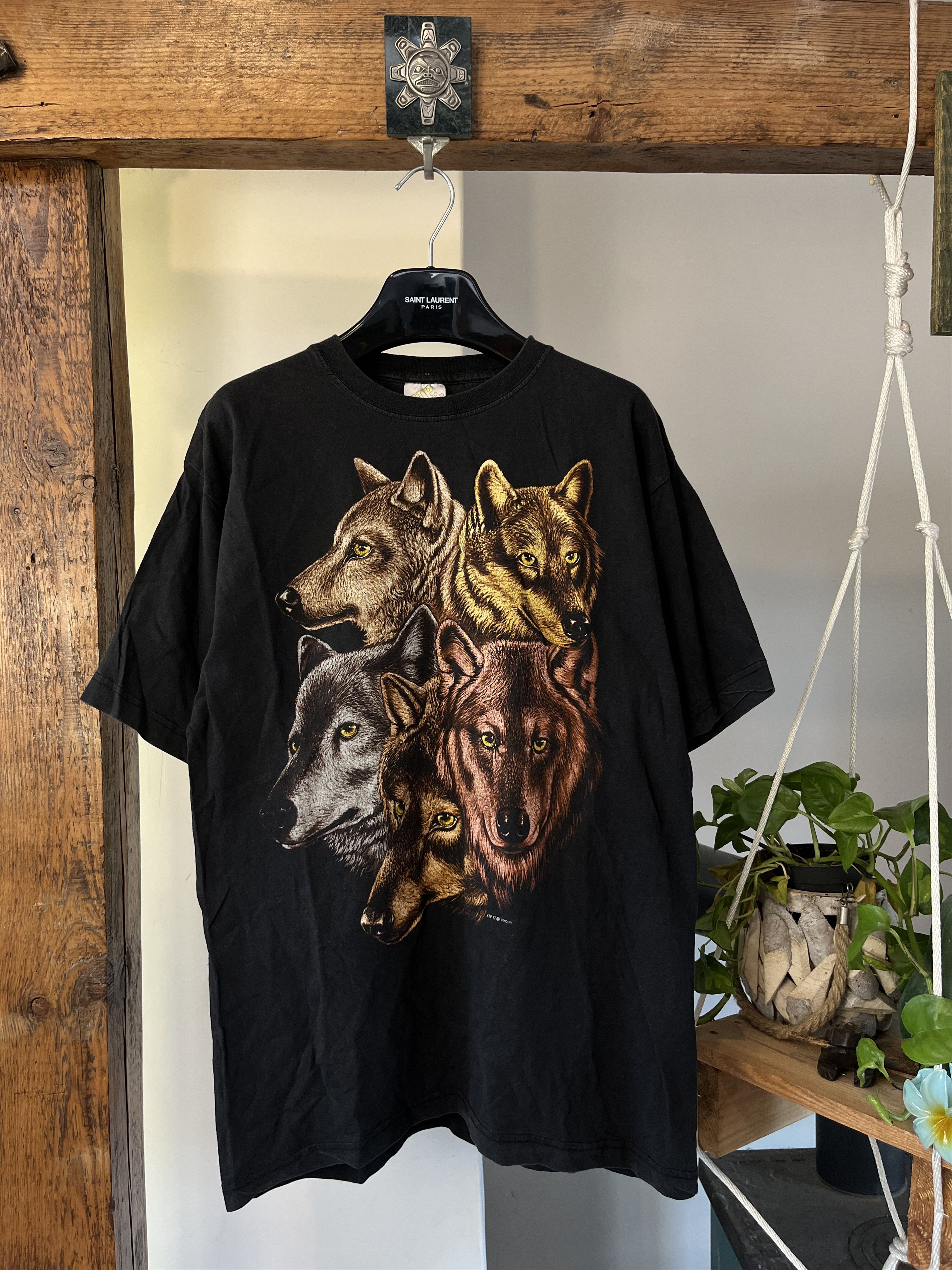 The Mountain × Vintage Vintage y2k Wolf Forest Animal Native Nature T Shirt Size US L / EU 52-54 / 3 - 1 Thumbnail
