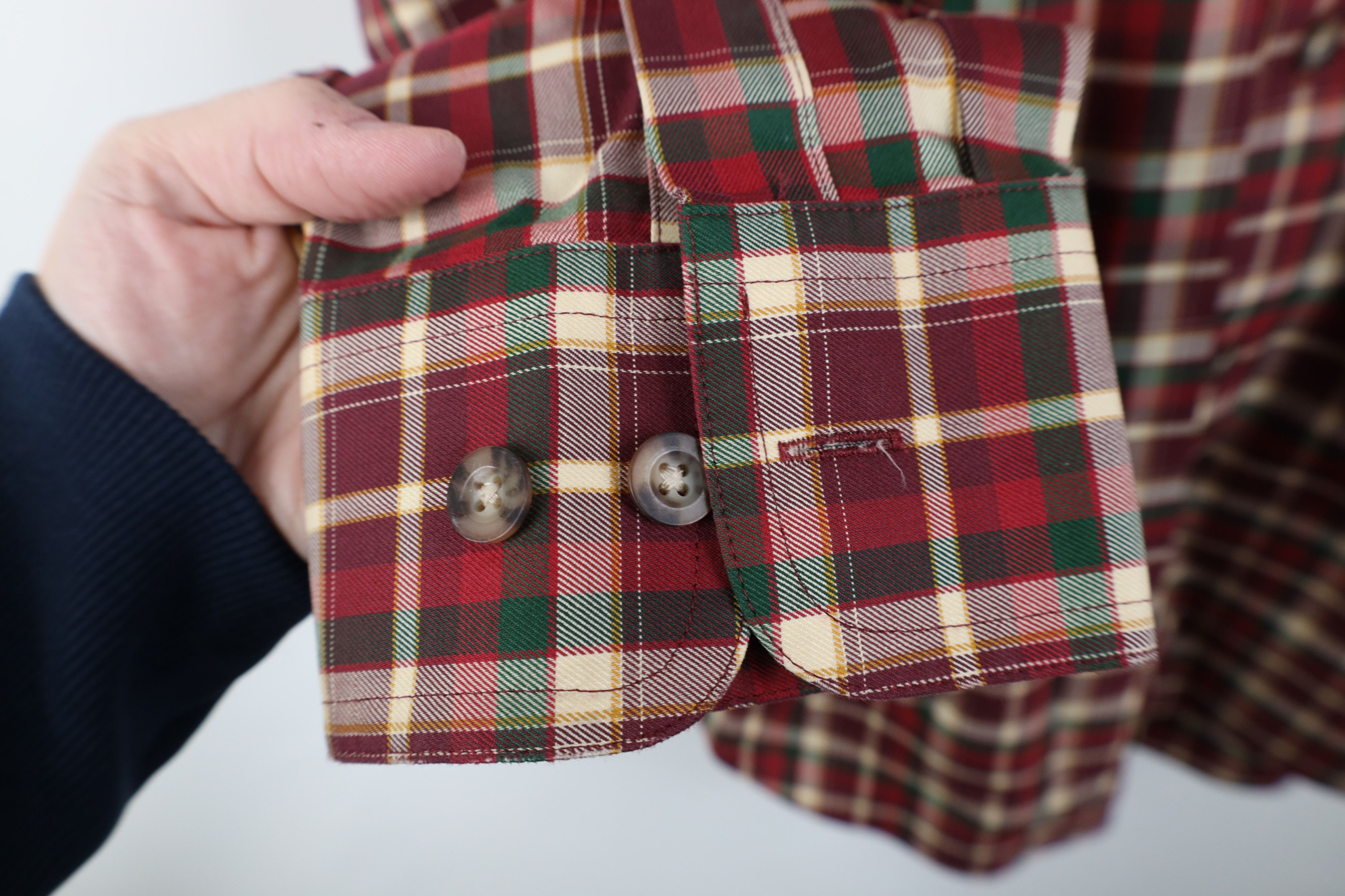 Cabelas Vintage Cabelas Collared Button Down Shirt Red Plaid Cotton Size US L / EU 52-54 / 3 - 4 Thumbnail