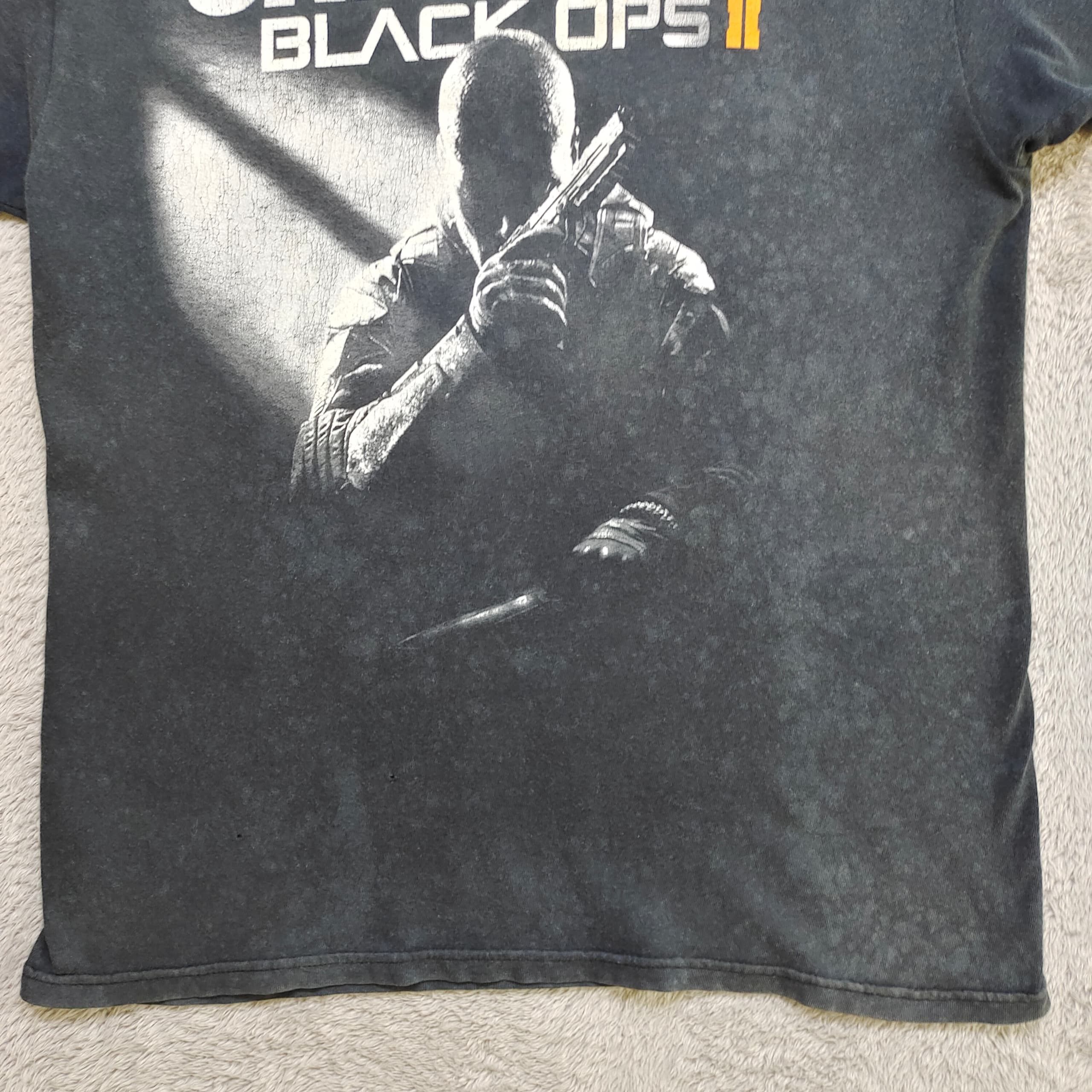 Vintage Vintage Distressed faded Call of Duty Black Ops II Graphics Size US M / EU 48-50 / 2 - 4 Thumbnail