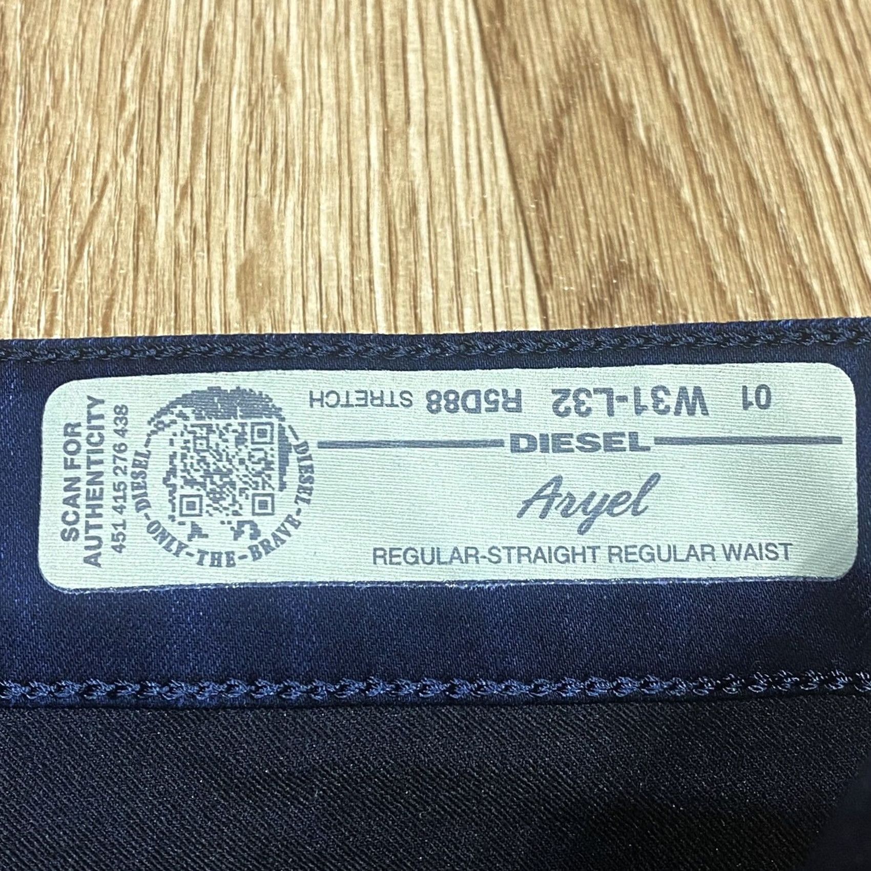 Diesel VINTAGE? Diesel Aryel Jeans Regular Straight Dark Wash Blue Button Fly W31” L24” Women’s Size 24" / US 00 / IT 34 - 5 Thumbnail