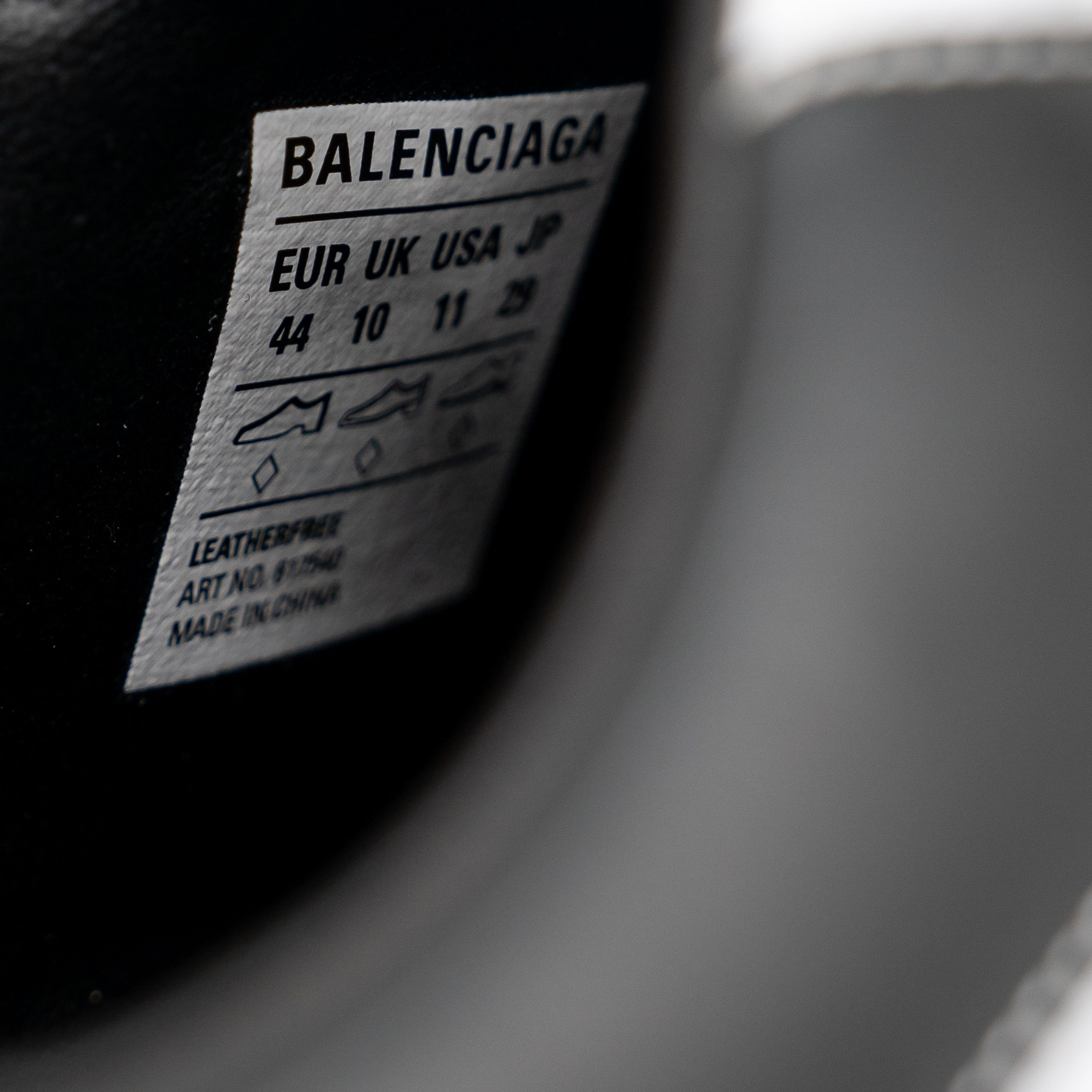Balenciaga 44 - Balenciaga Zen Sneakers Black White Leather Size US 11 / EU 44 - 10 Thumbnail