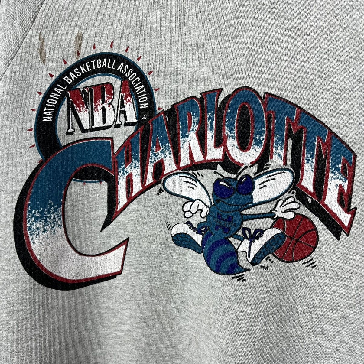 NBA Vintage Charlotte Hornets NBA big logo sweatshirt 90’s Size US XL / EU 56 / 4 - 3 Thumbnail
