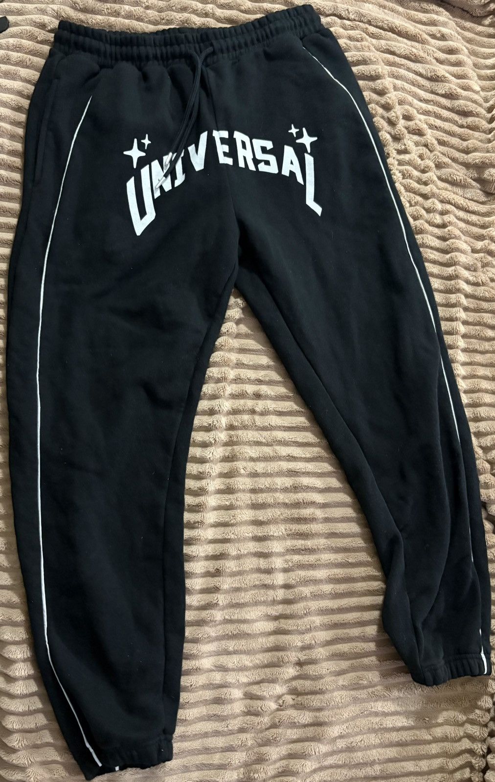 Other Black Universal Sweatpants Size US 35 - 1 Thumbnail