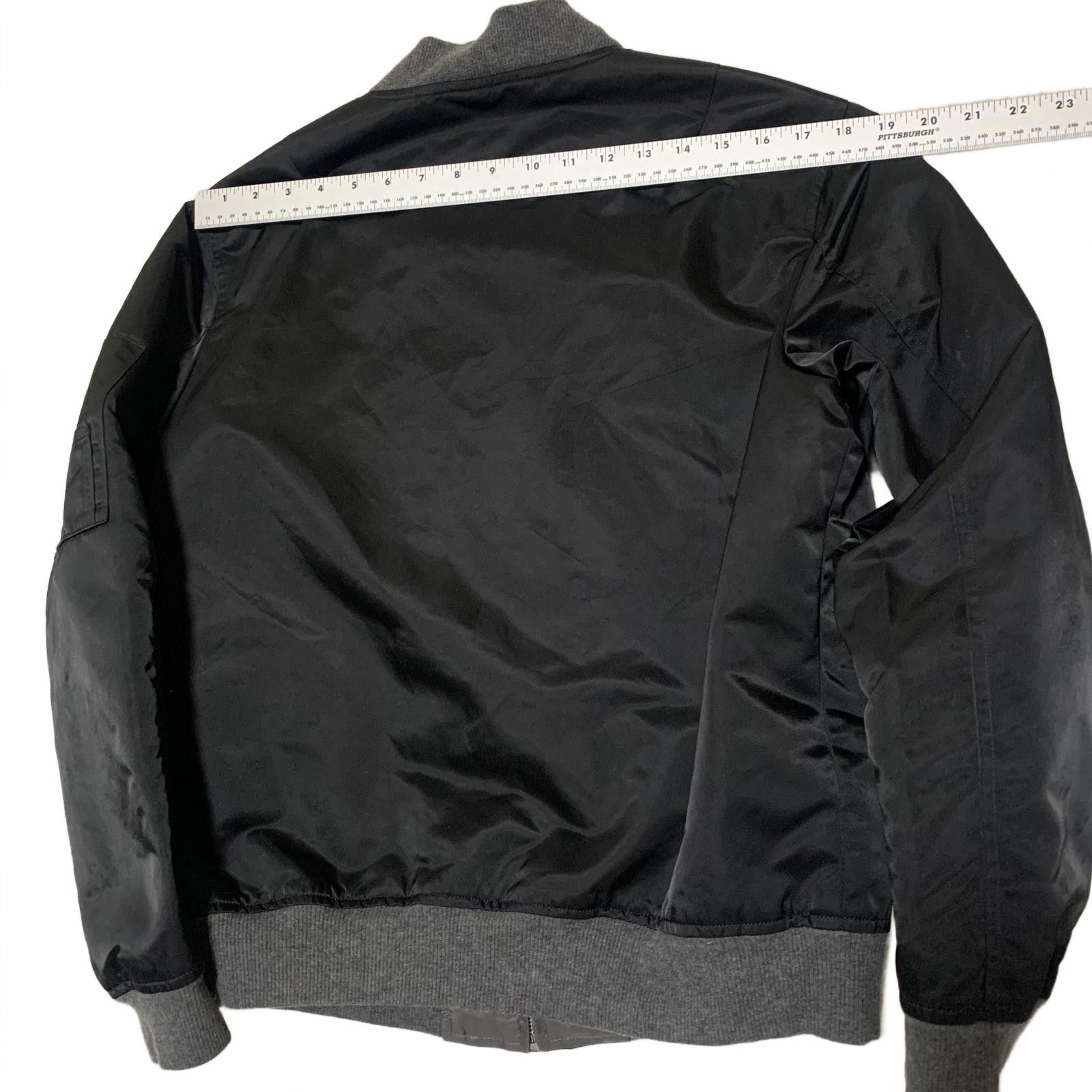 Other Vintage 90s Champion Bomber Jacket M Black Gray Ribbed USA Size US M / EU 48-50 / 2 - 10 Thumbnail