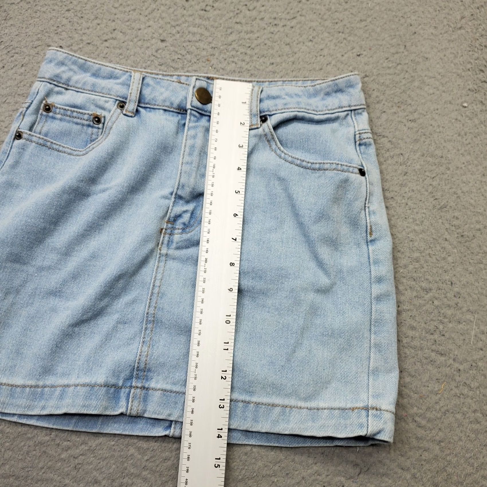 Forever 21 FOREVER 21 Mini Jean Skirt Womens Size S Blue Denim Stretch Light Wash 5-Pockets Short Skirt Size 28" / US 6 / IT 42 - 4 Thumbnail