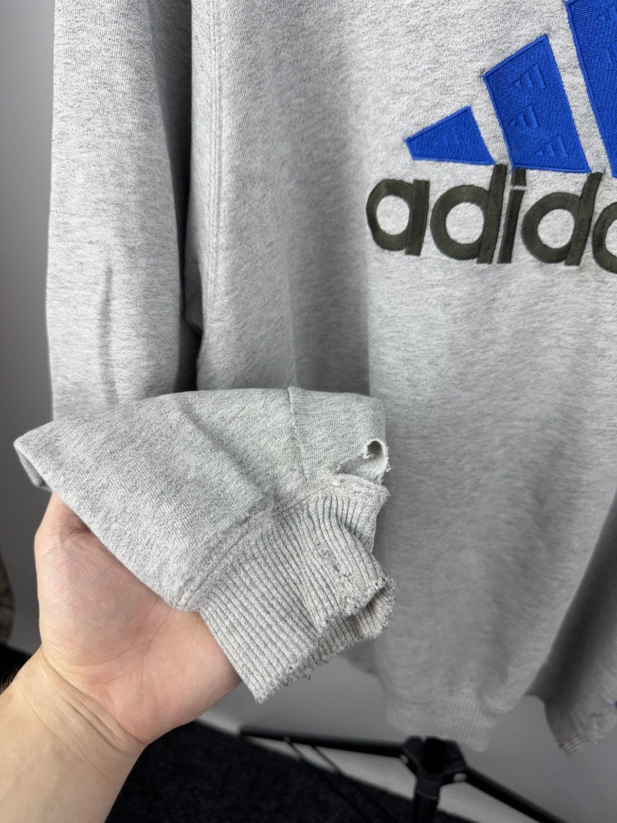 Adidas × Vintage Vintage Adidas Sweatshirt Gray Blue Logo Crewneck 90s Style Size US L / EU 52-54 / 3 - 5 Thumbnail