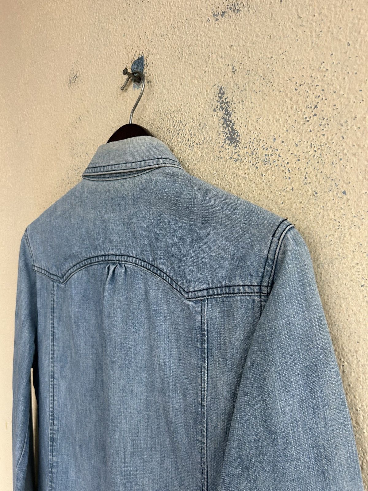 A.P.C. A.P.C Buttons Up Denim Shirt Size US S / EU 44-46 / 1 - 7 Thumbnail