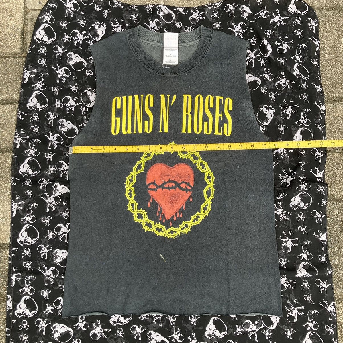 Band Tees Vintage Guns N’ Roses ©️2004 Sun Faded Rock Star Sleeveless Size US S / EU 44-46 / 1 - 19 Thumbnail
