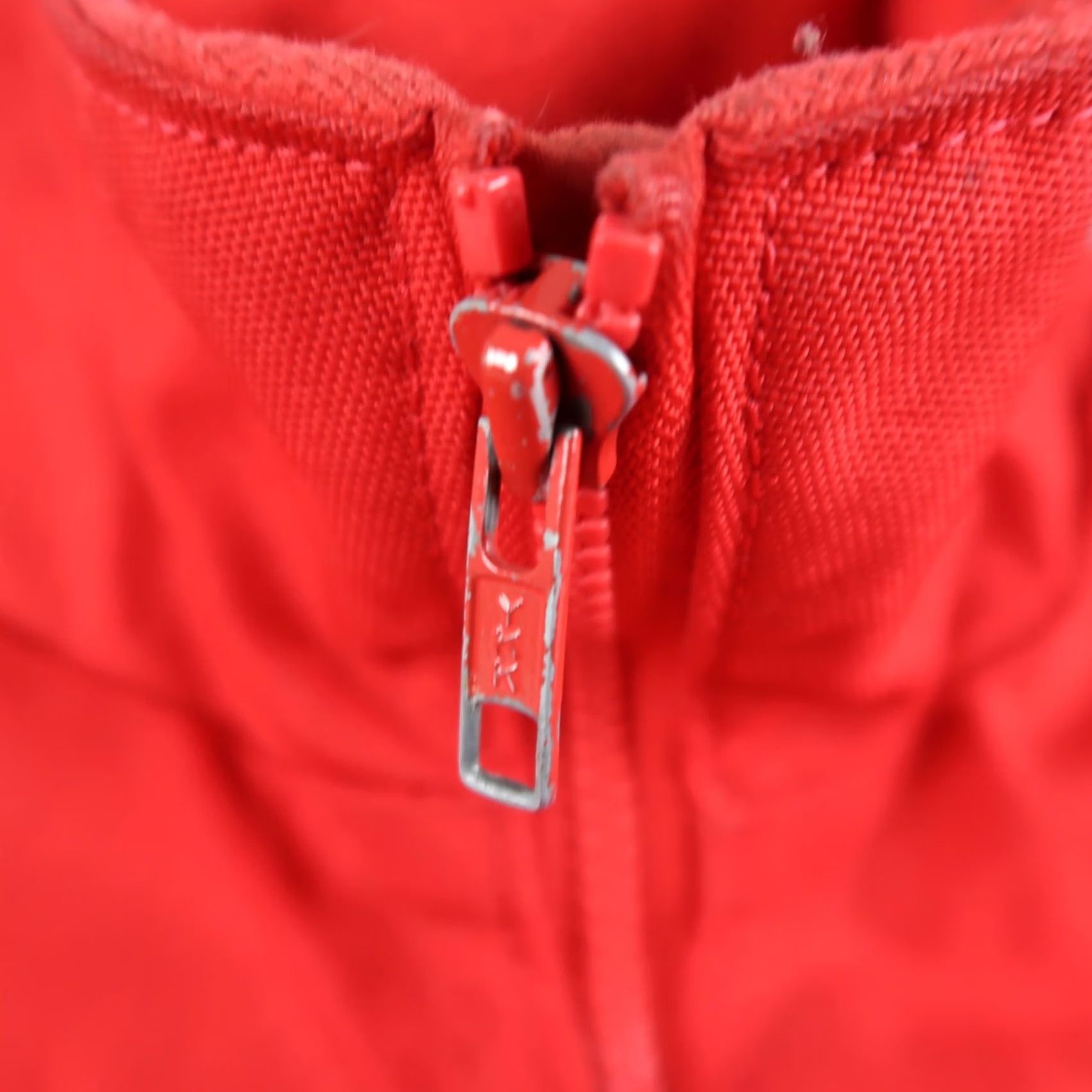 Vintage VINTAGE 90s Ski Area Supplies Vest Mens Size M Red Cross Patch Made In USA Size US M / EU 48-50 / 2 - 4 Thumbnail