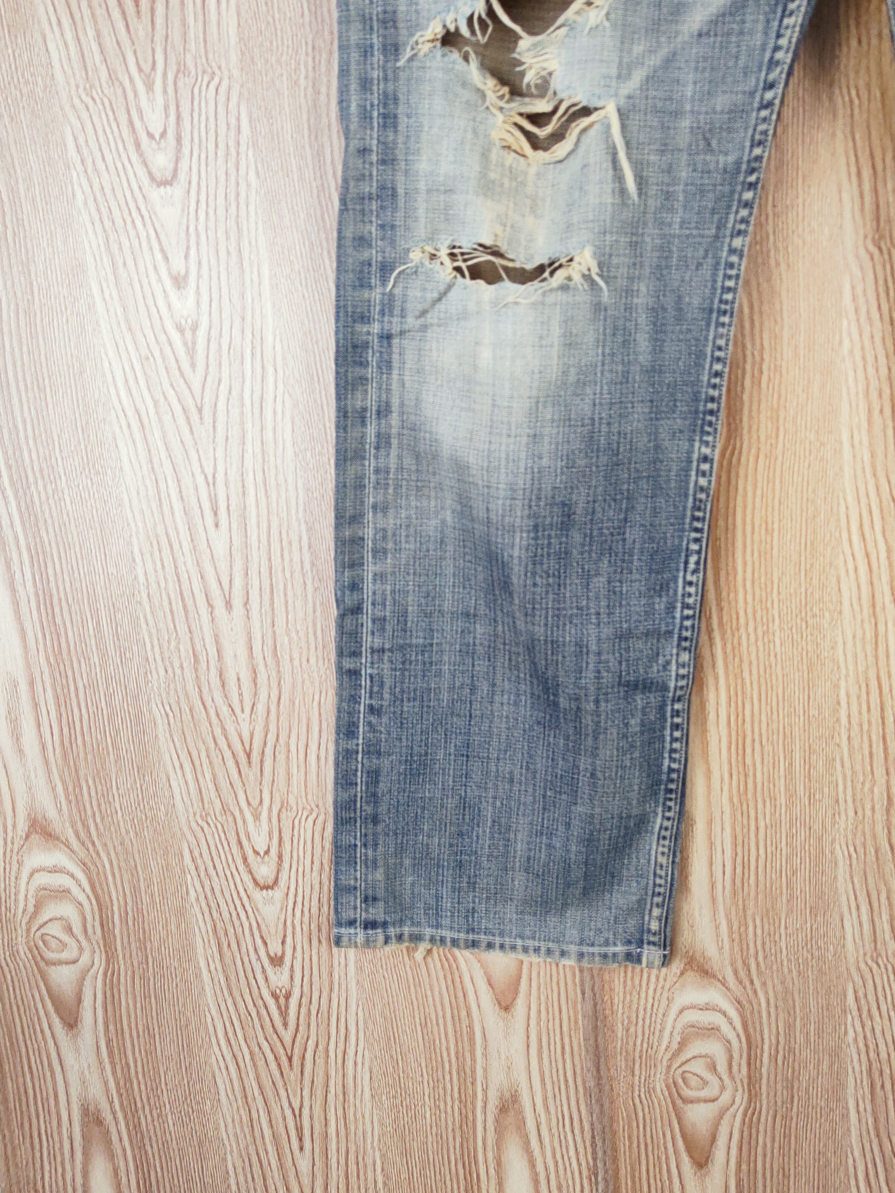 Japanese Brand 503 Levi's Dark Blue Faded Distressed Ripped Jeans #W511 Size US 30 / EU 46 - 4 Thumbnail